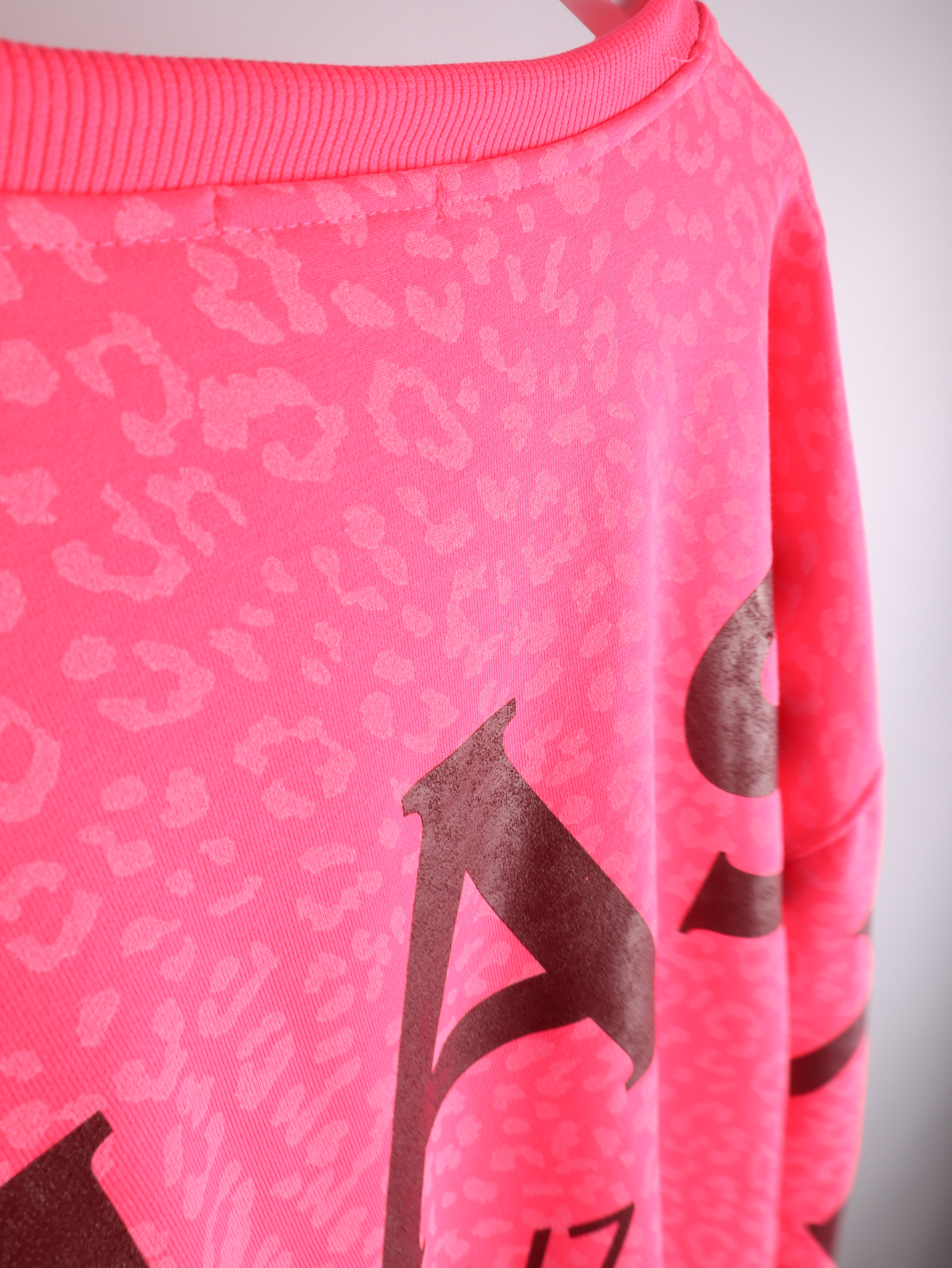 Sweatshirt mit Rückenprint NAMASTE LEO