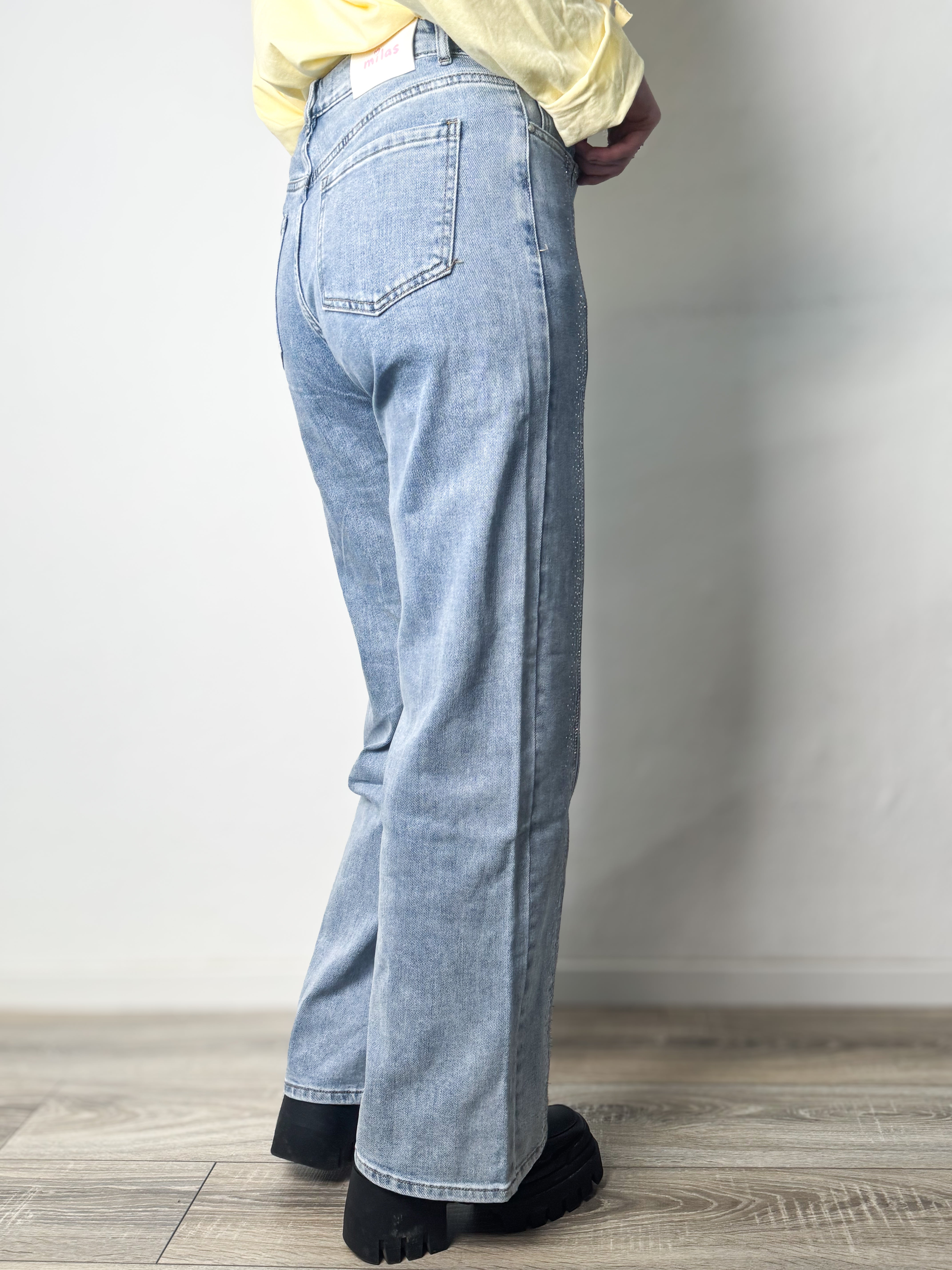 Milas Wide Leg Jeans