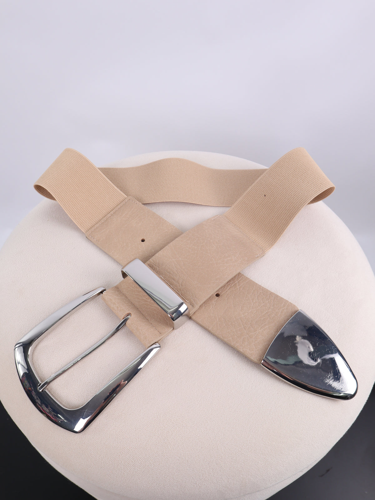 Stretch-Gürtel – Breite Taille & Silber-Akzente