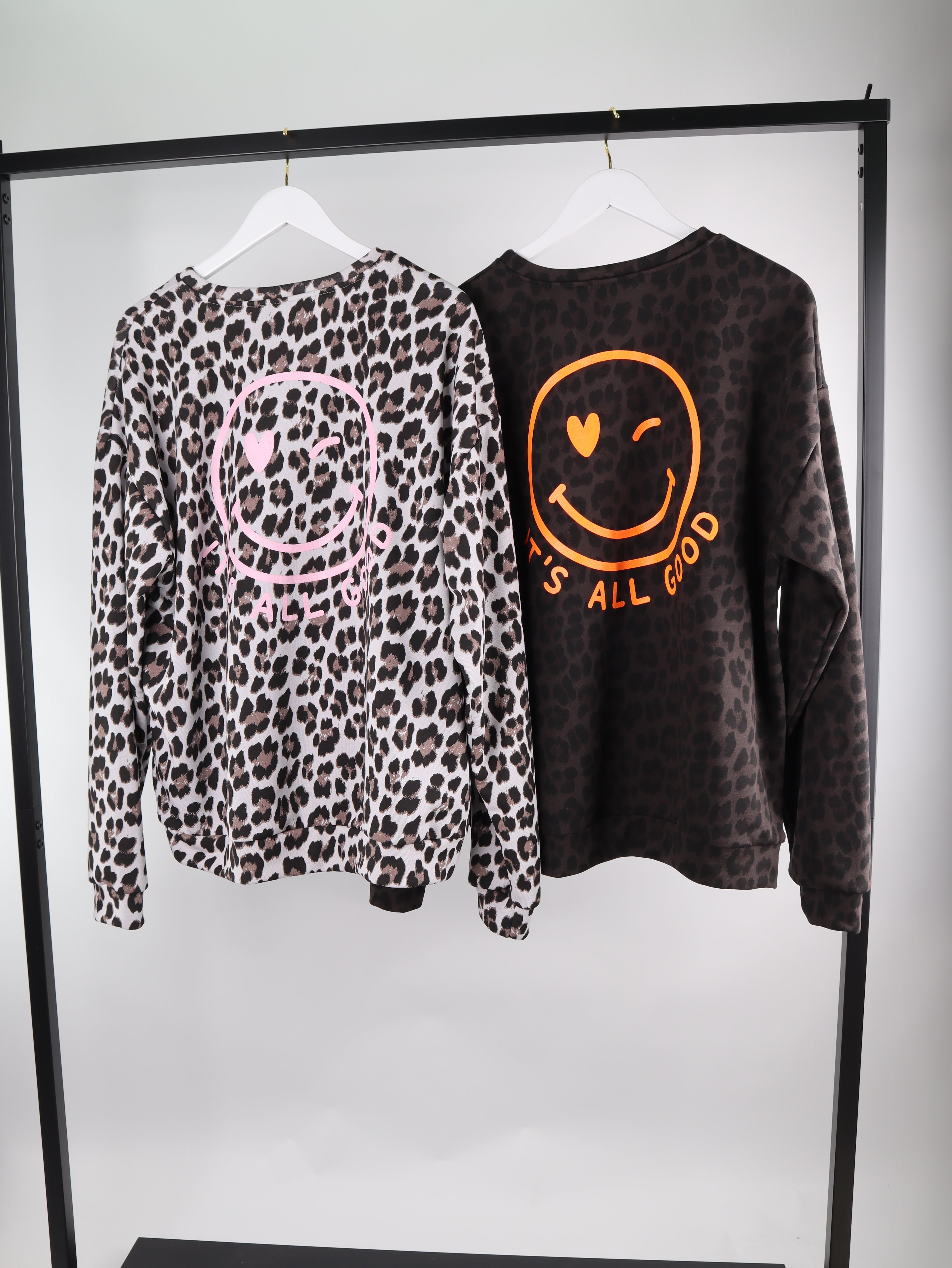 Oversize Leo Sweater ITS ALL GOOD