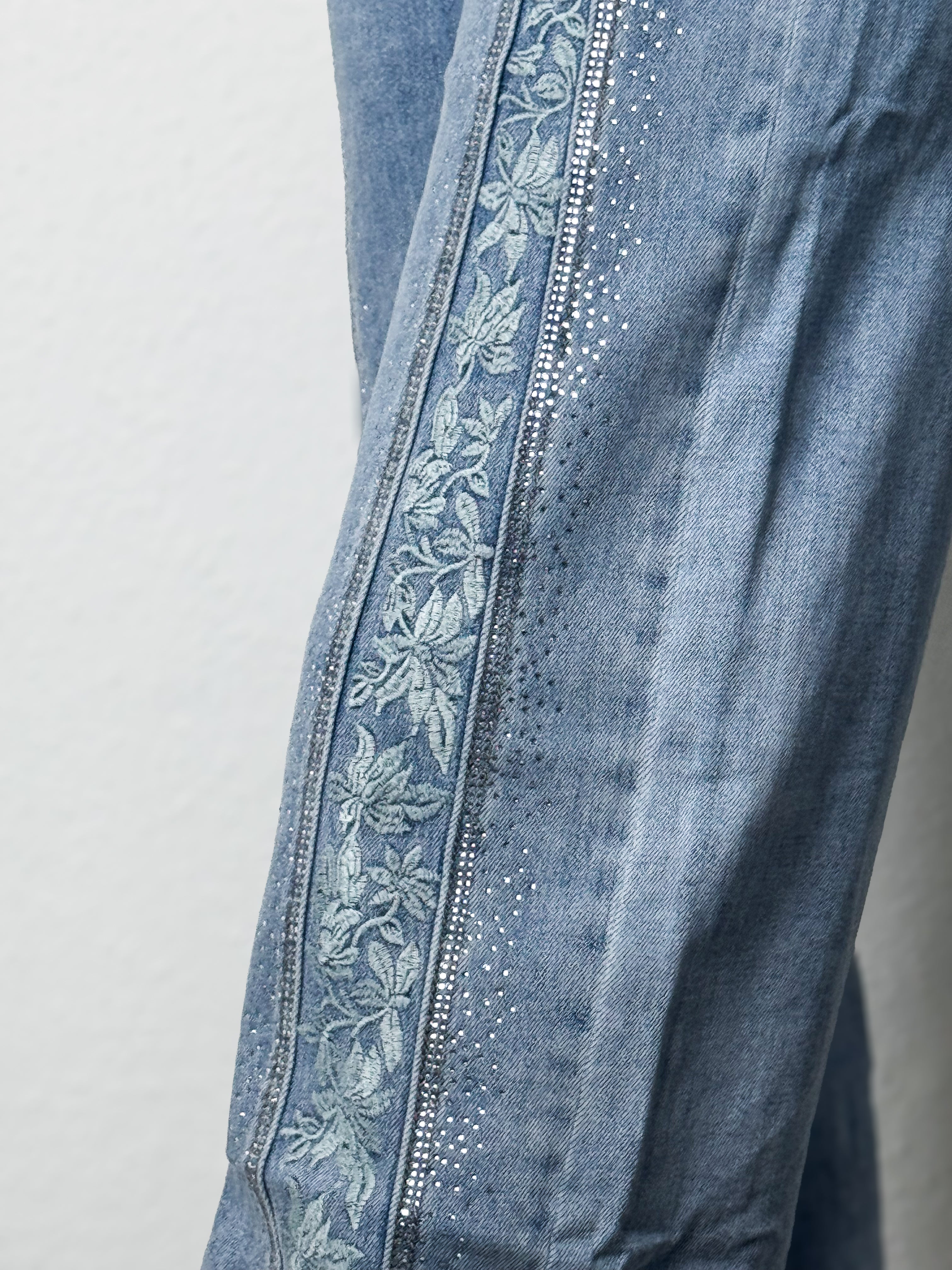 Milas Wide Leg Jeans