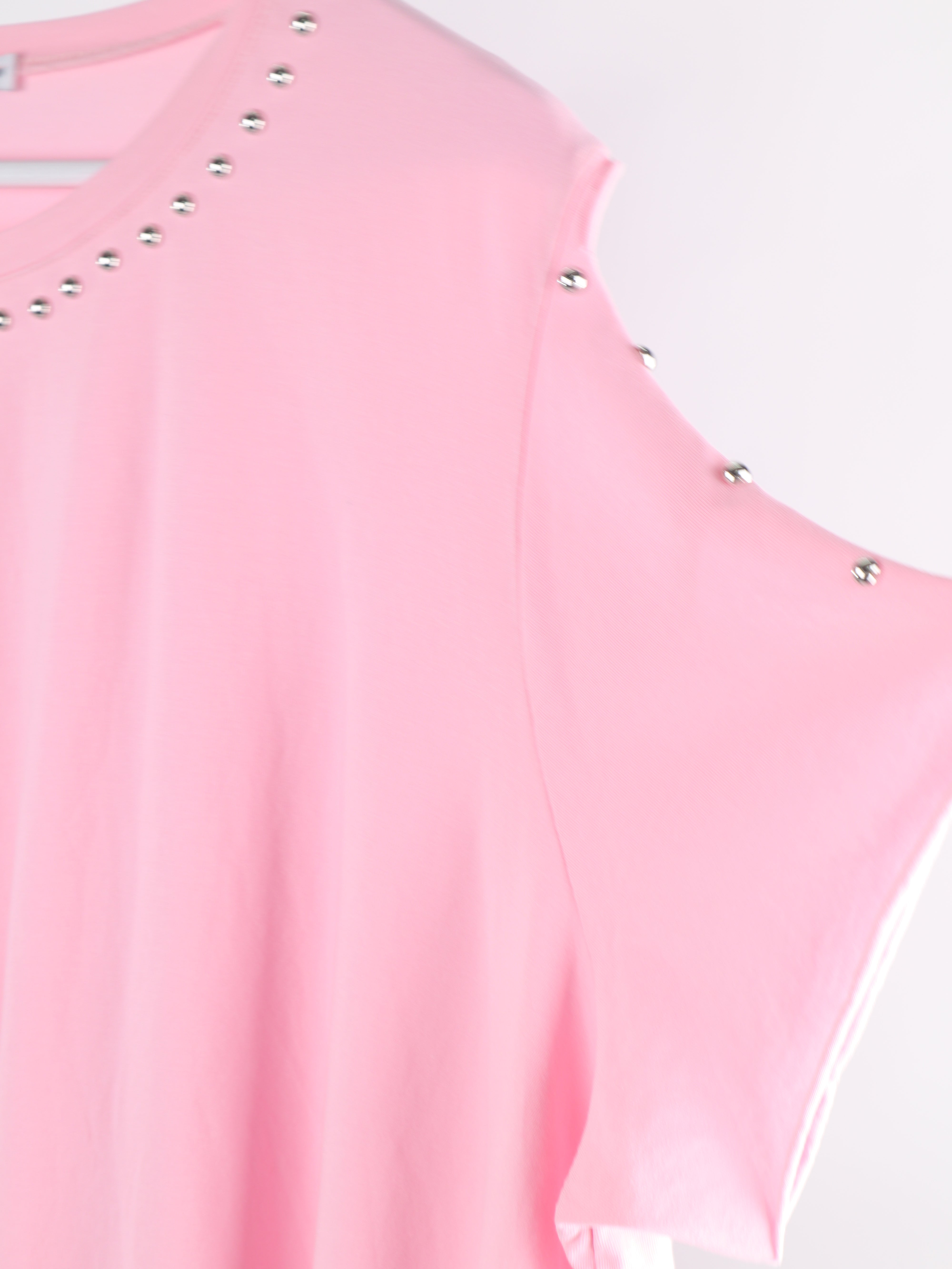 Oversize T-Shirt mit Nieten