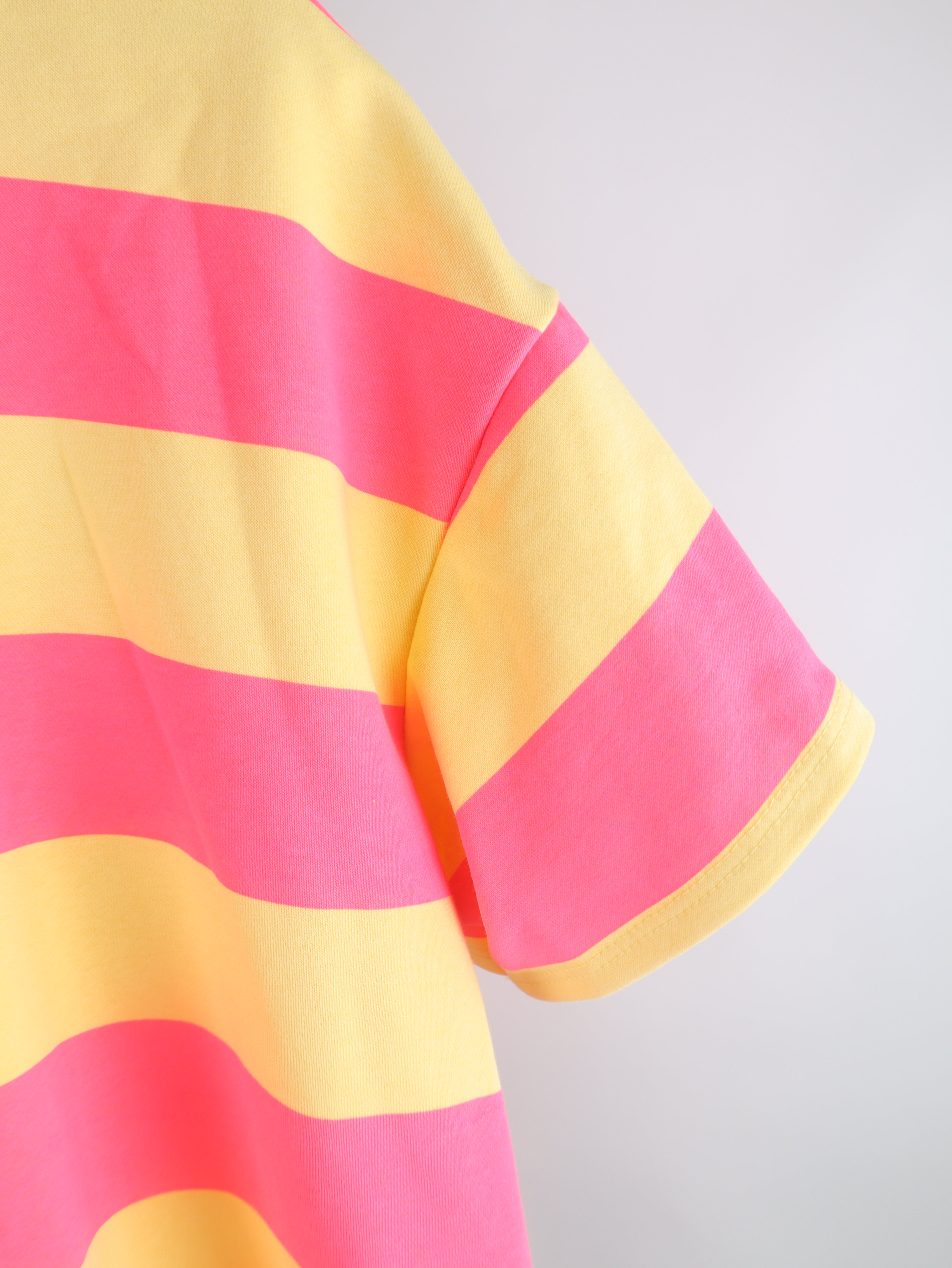 Kurzarm Sweater mit Streifen