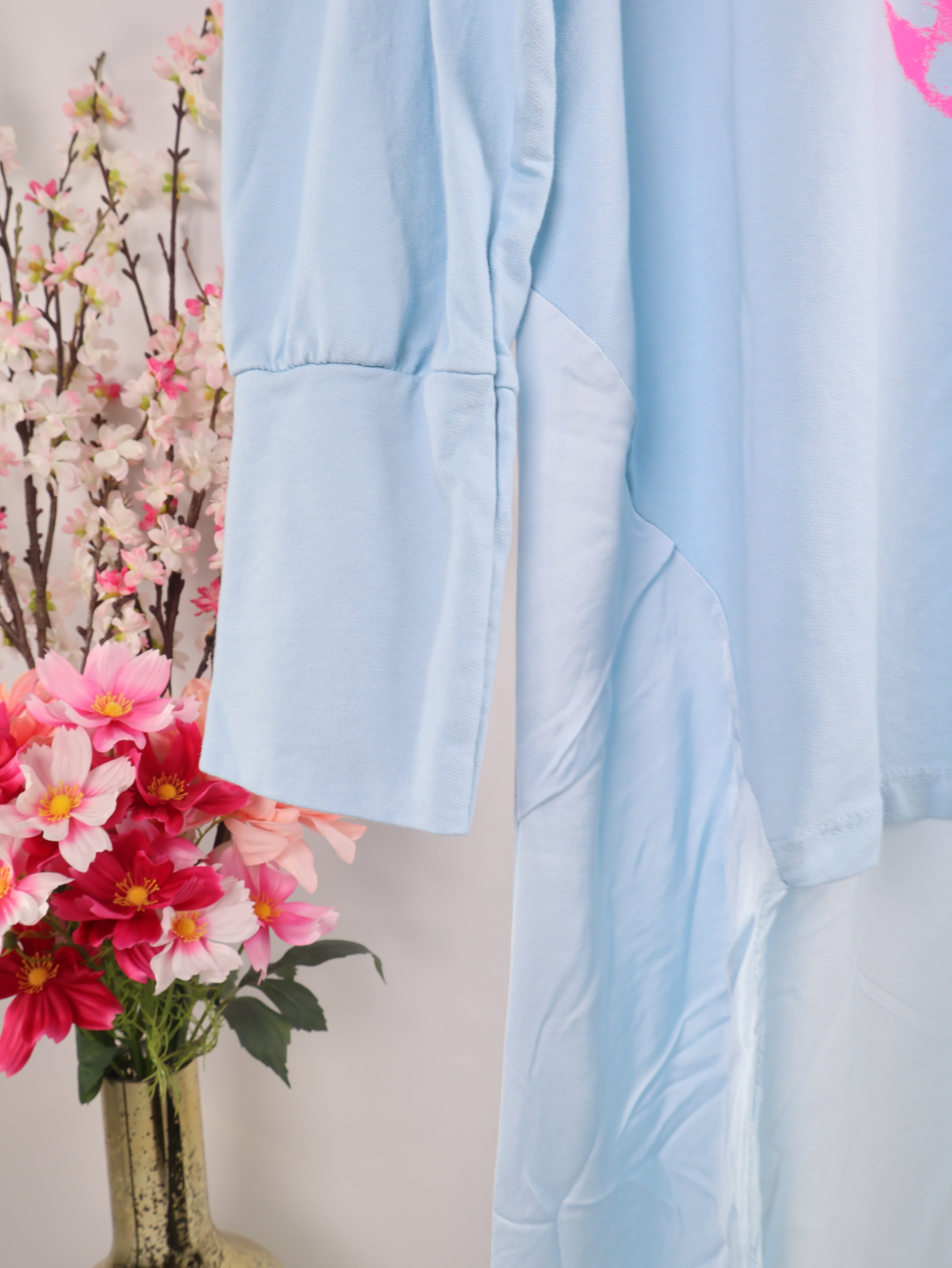 Oversize Hoodie Kleid „Rock Skull“ – Strass & Neon Print