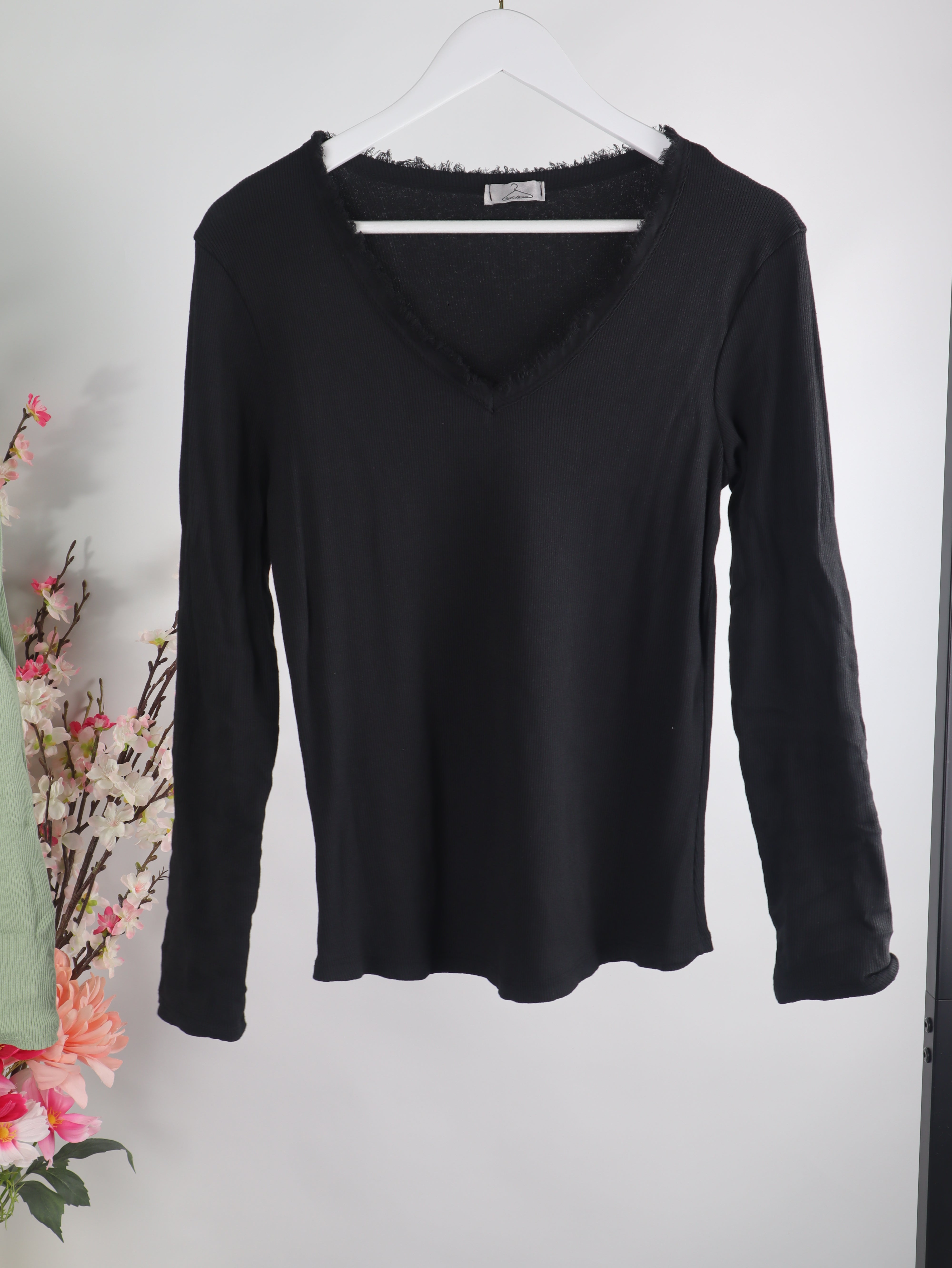 Ripp Langarmshirt mit V-Ausschnitt