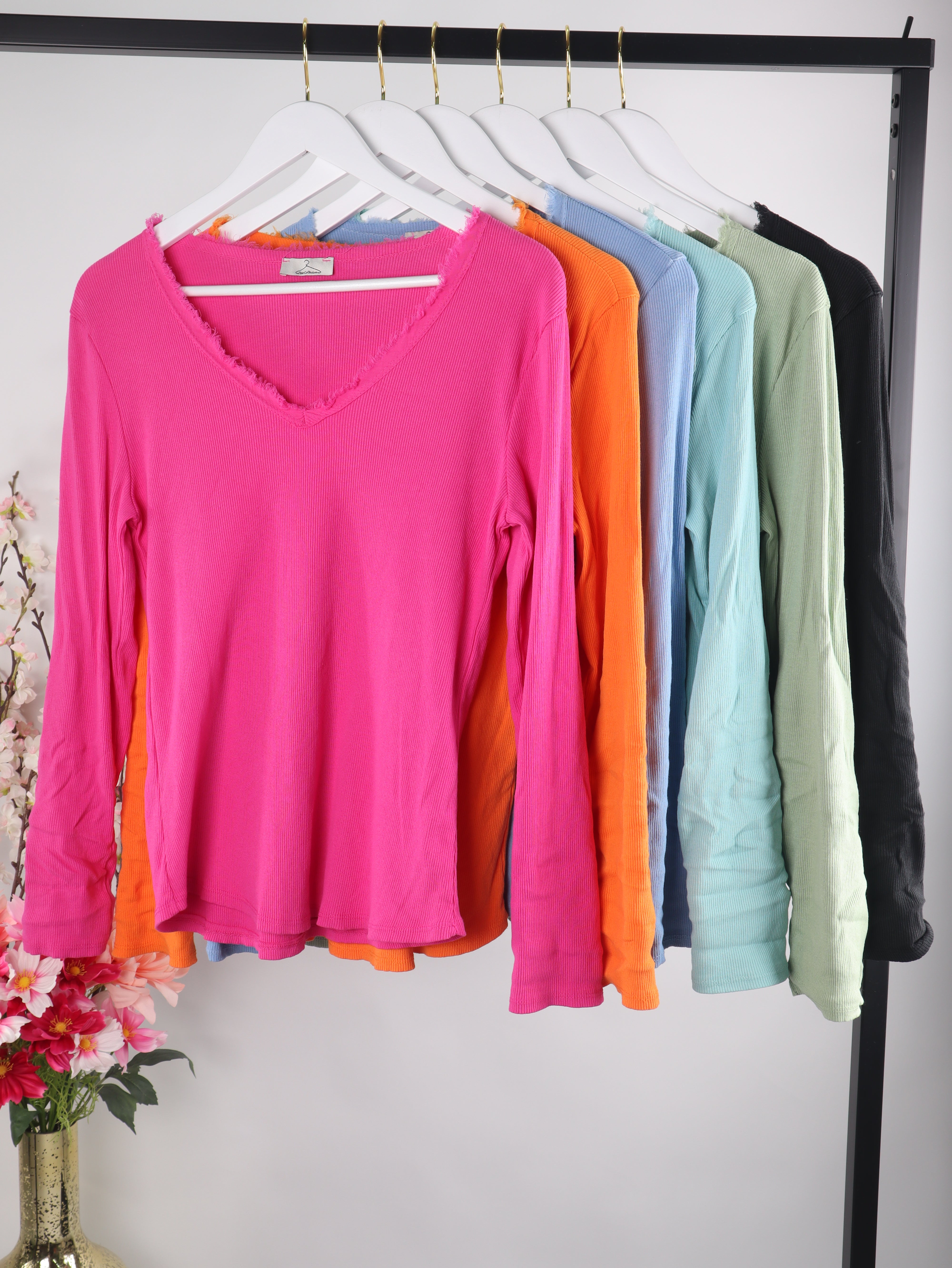 Ripp Langarmshirt mit V-Ausschnitt