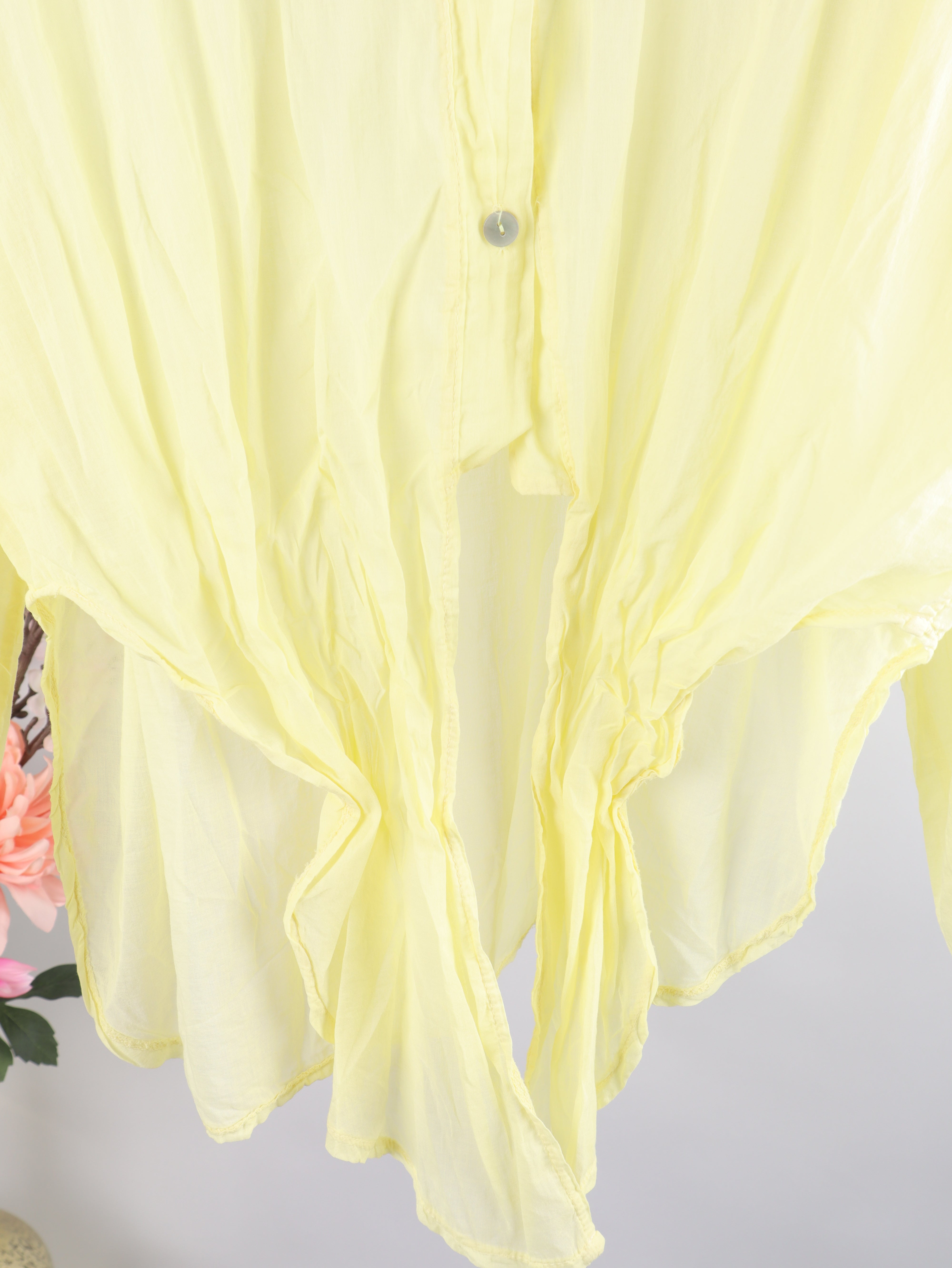 Leichte Bluse mit Knotendetail