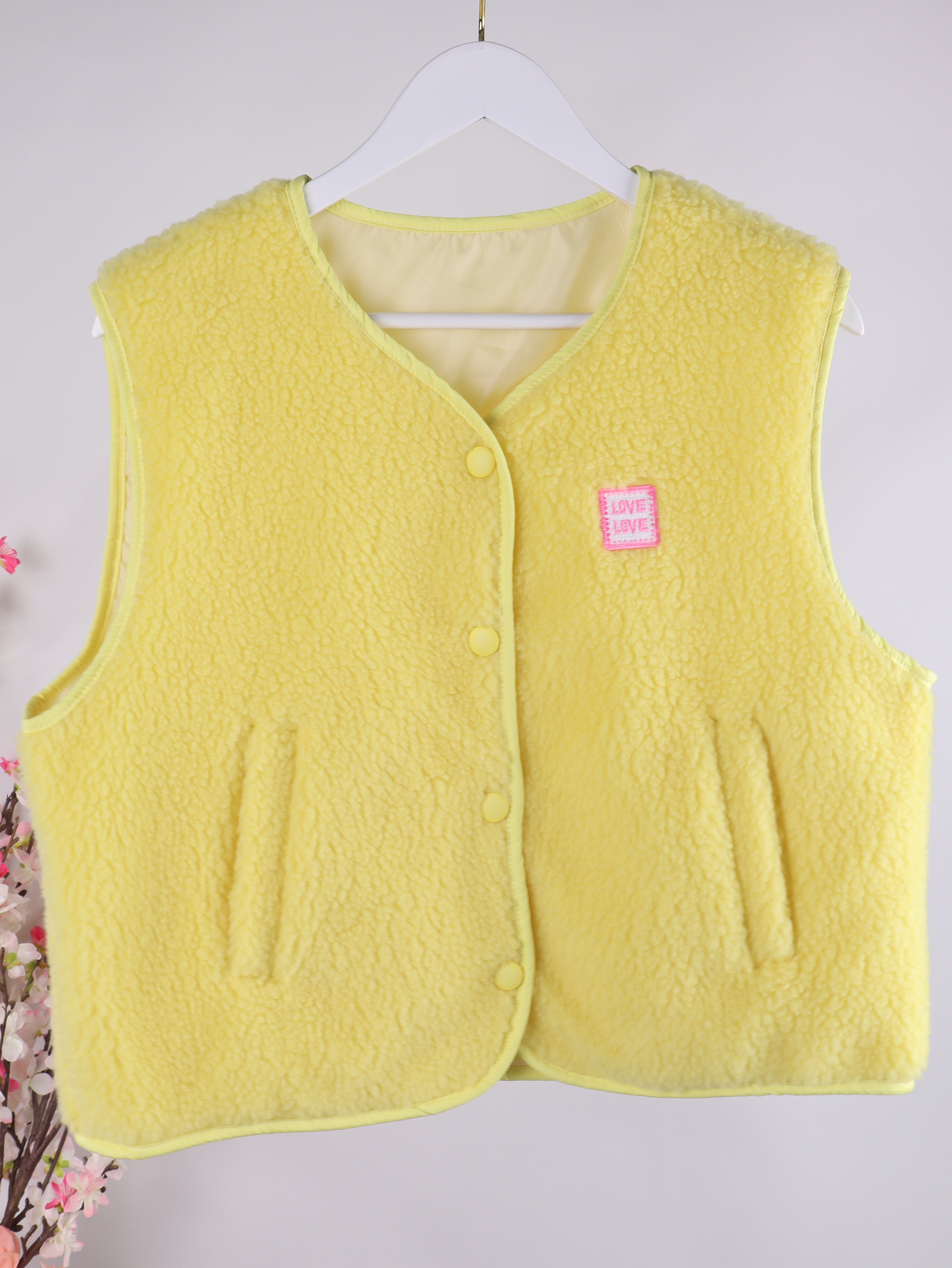 Teddy Weste LOVE LOVE Patch