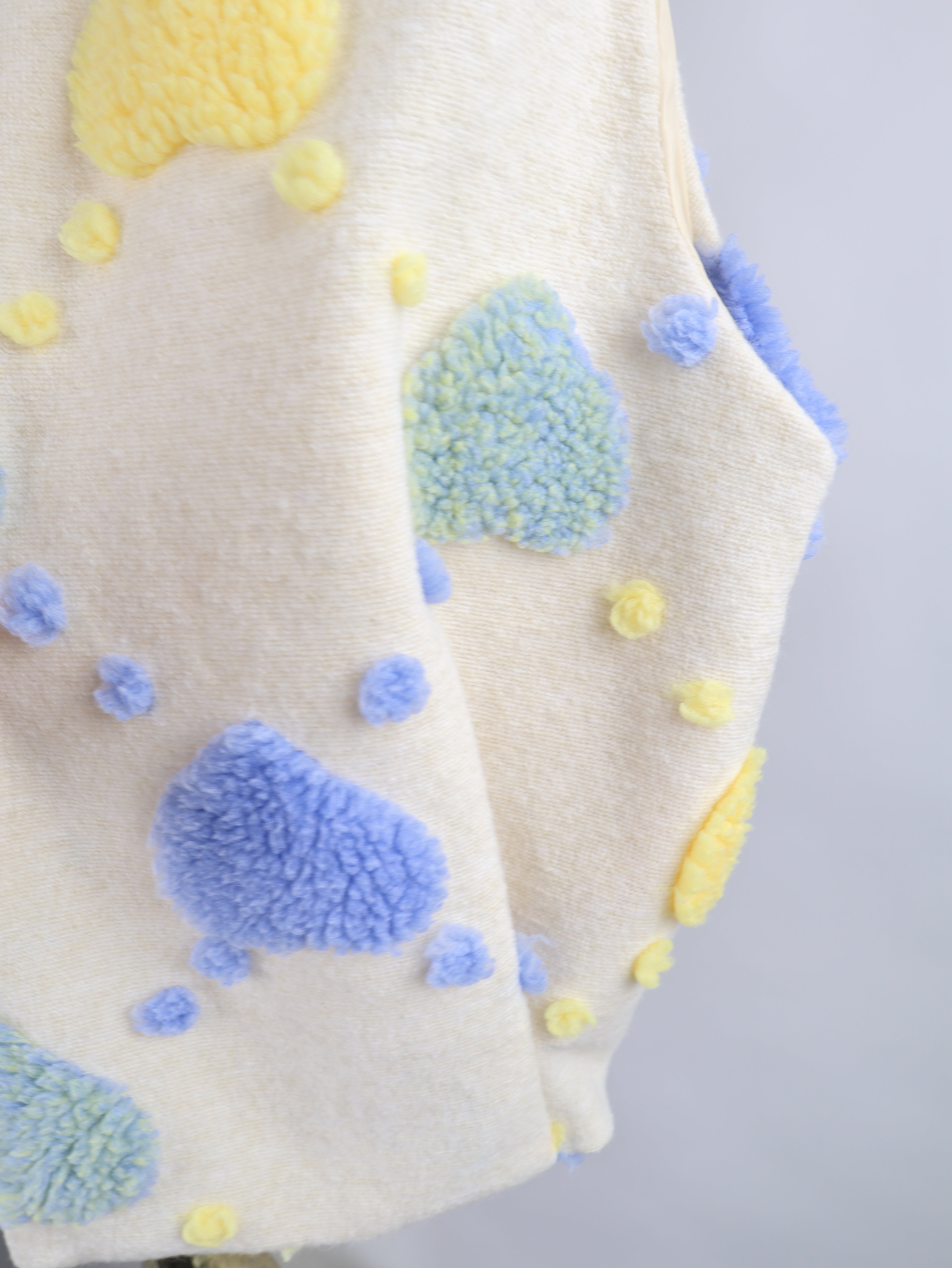 Teddy Weste mit Herz-Details