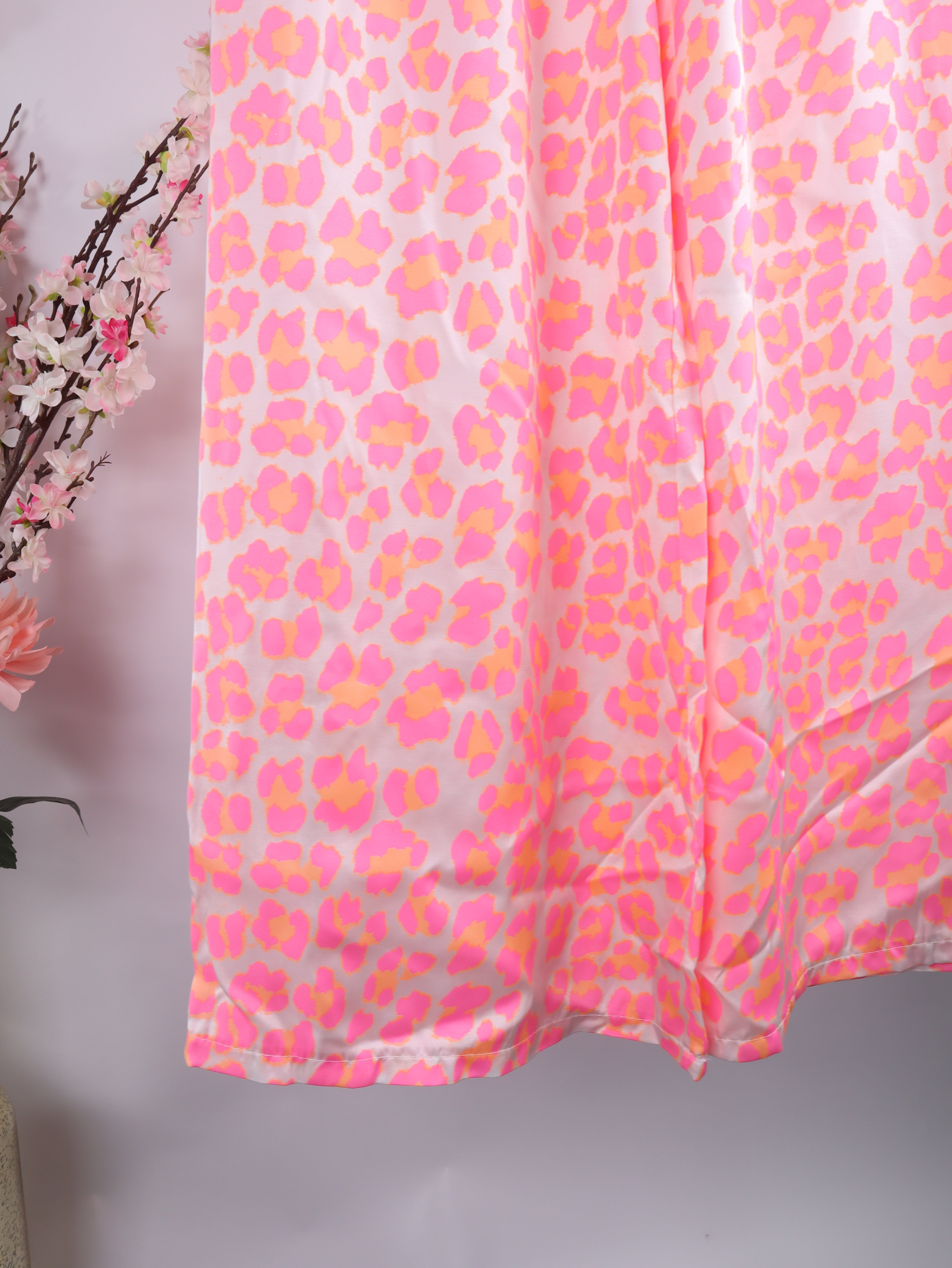 robuste Viskose-Hose mit Leo-Print