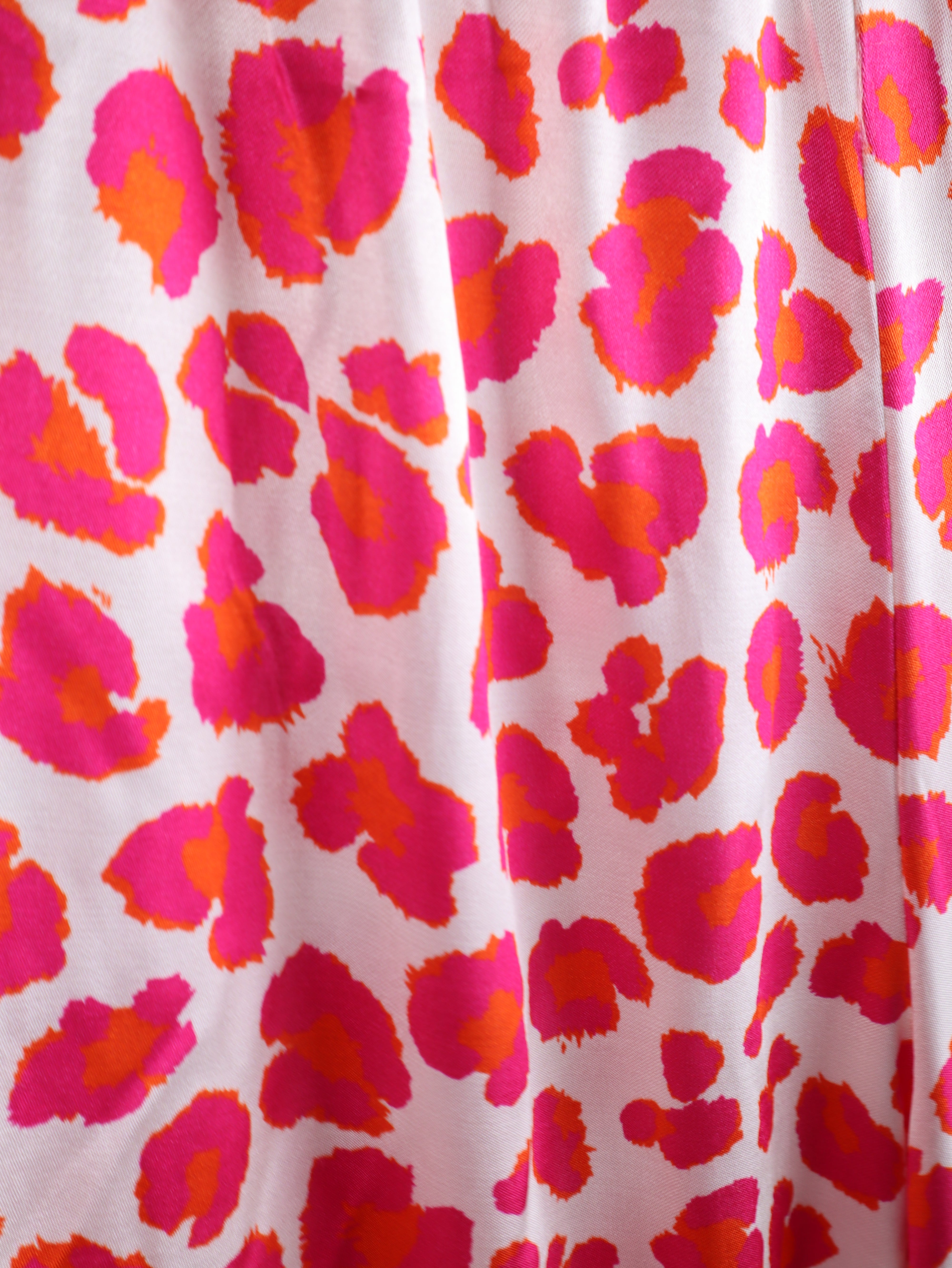 Viskose-Hose mit Leo-Print