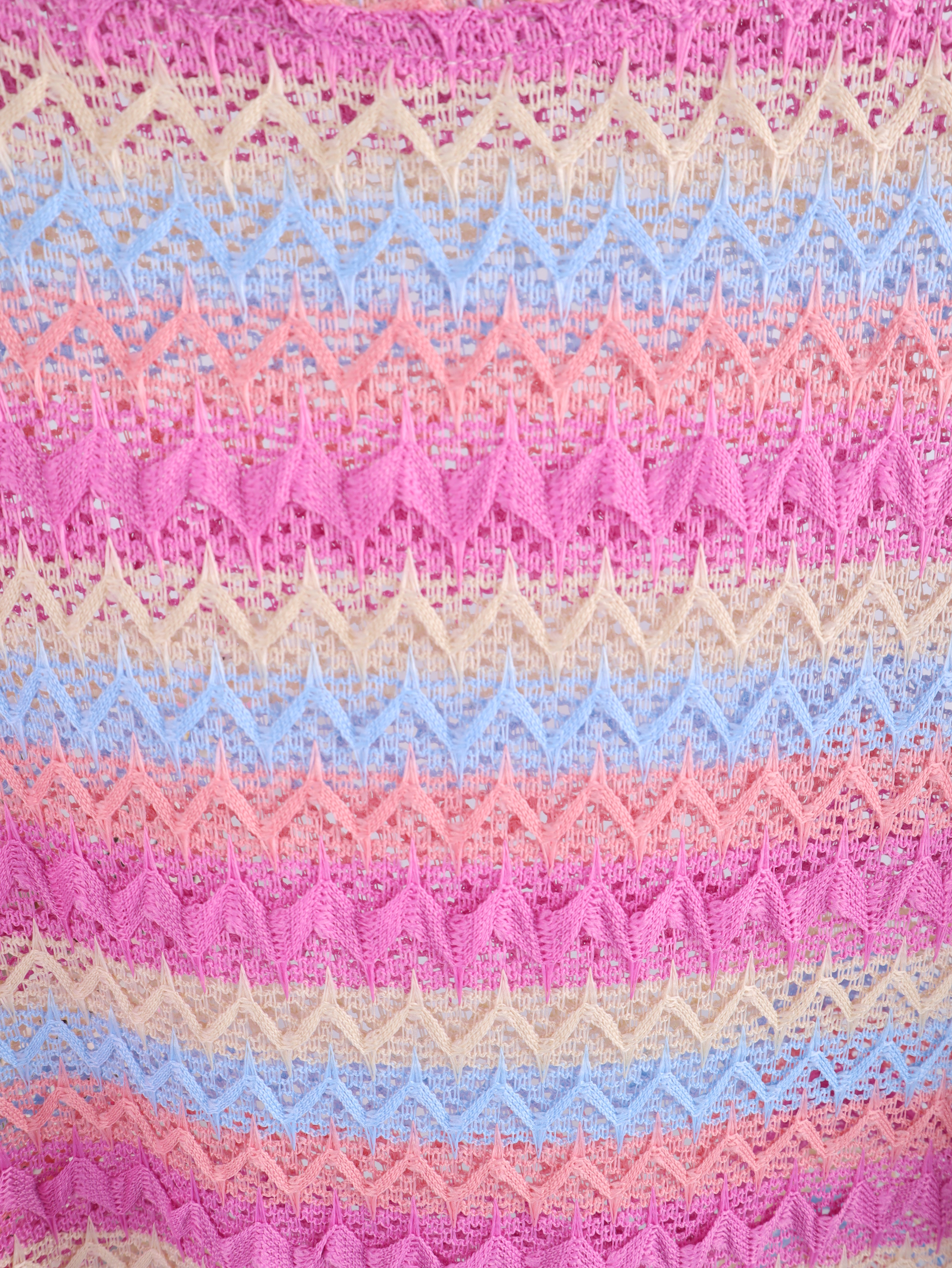 Kurzarm Häkelshirt „Color Wave“