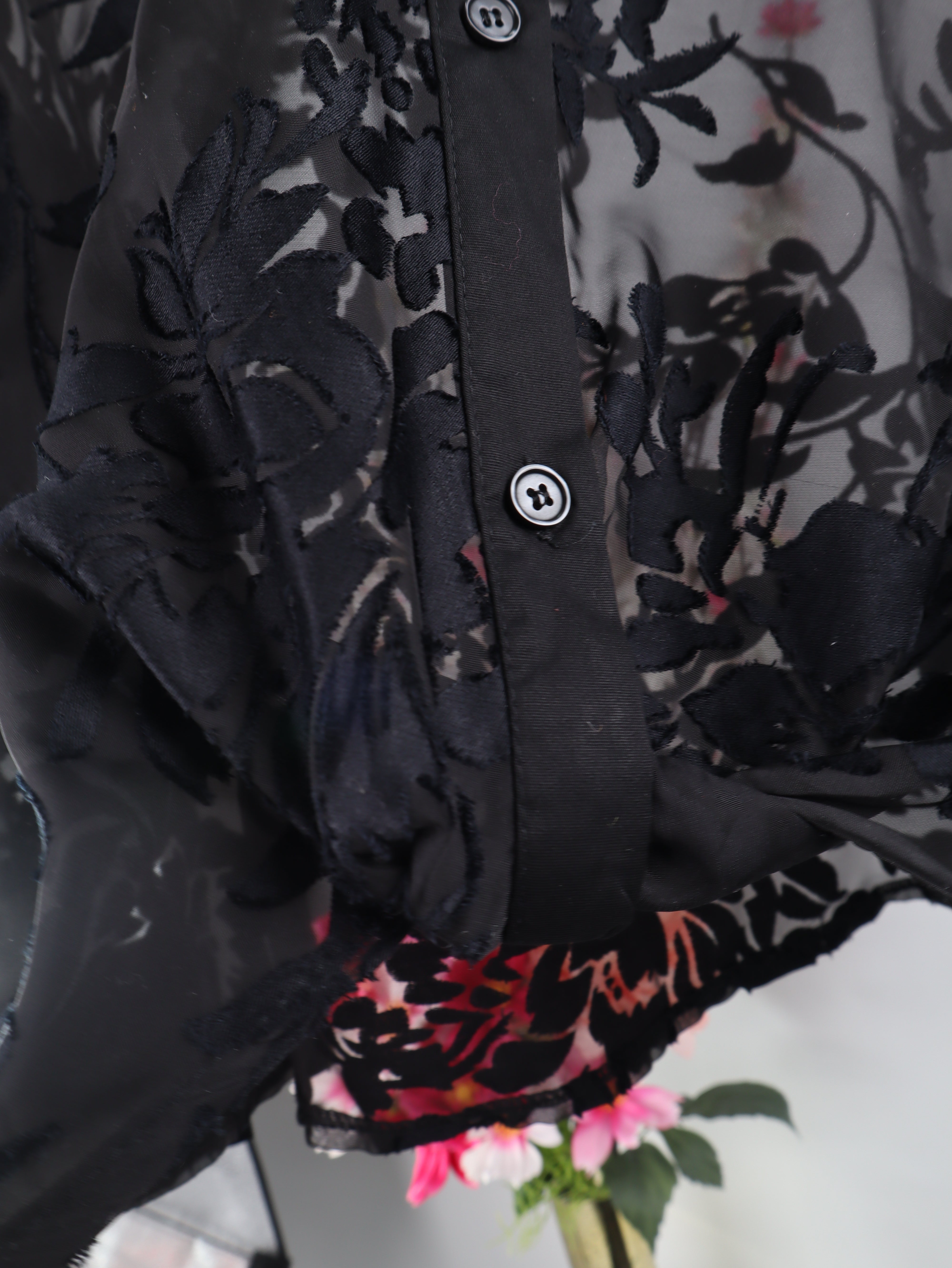 Transparente Oversize-Bluse mit floralem Muster