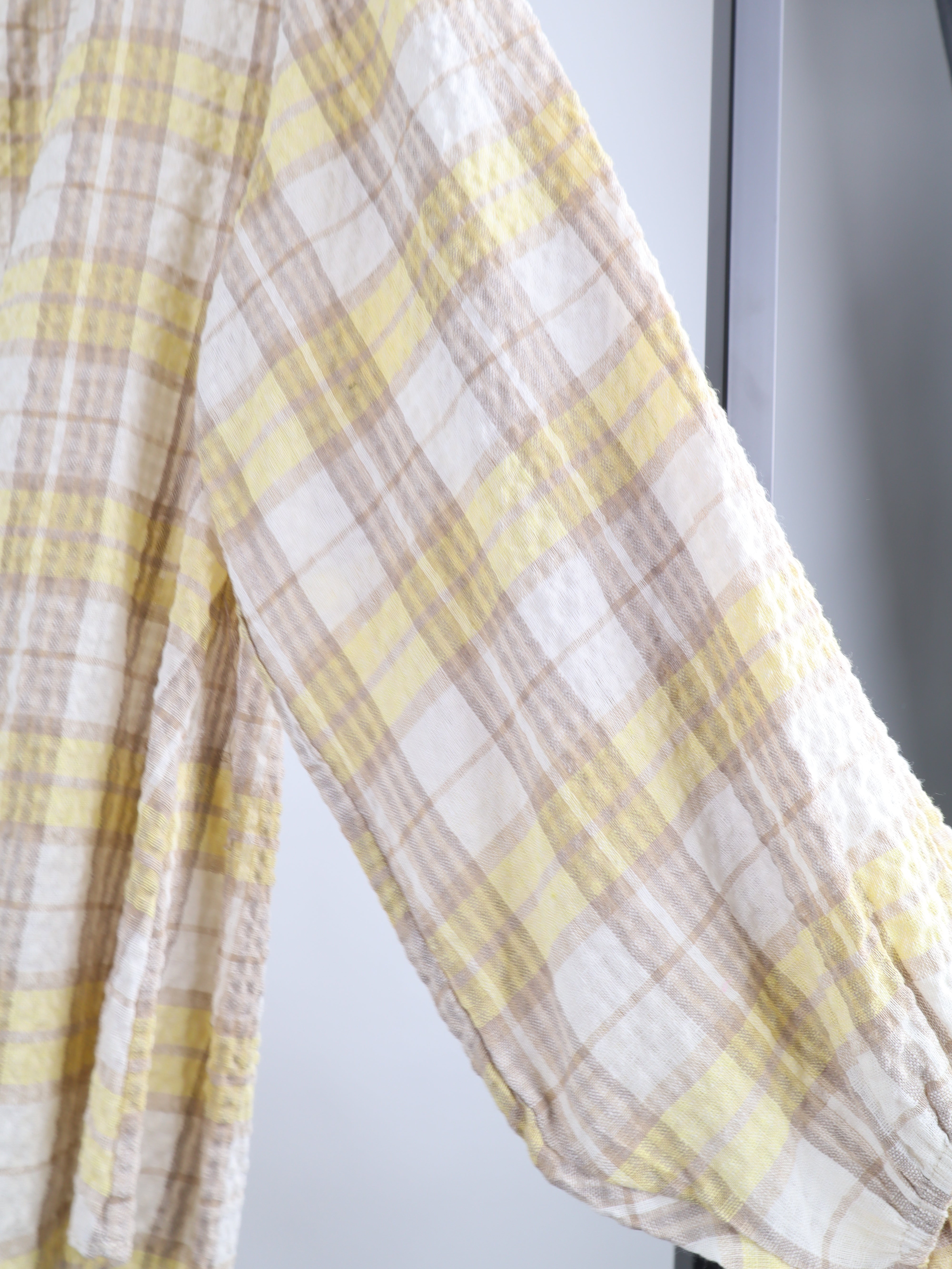 Karierte Baumwoll-Bluse in Crinkle-Optik