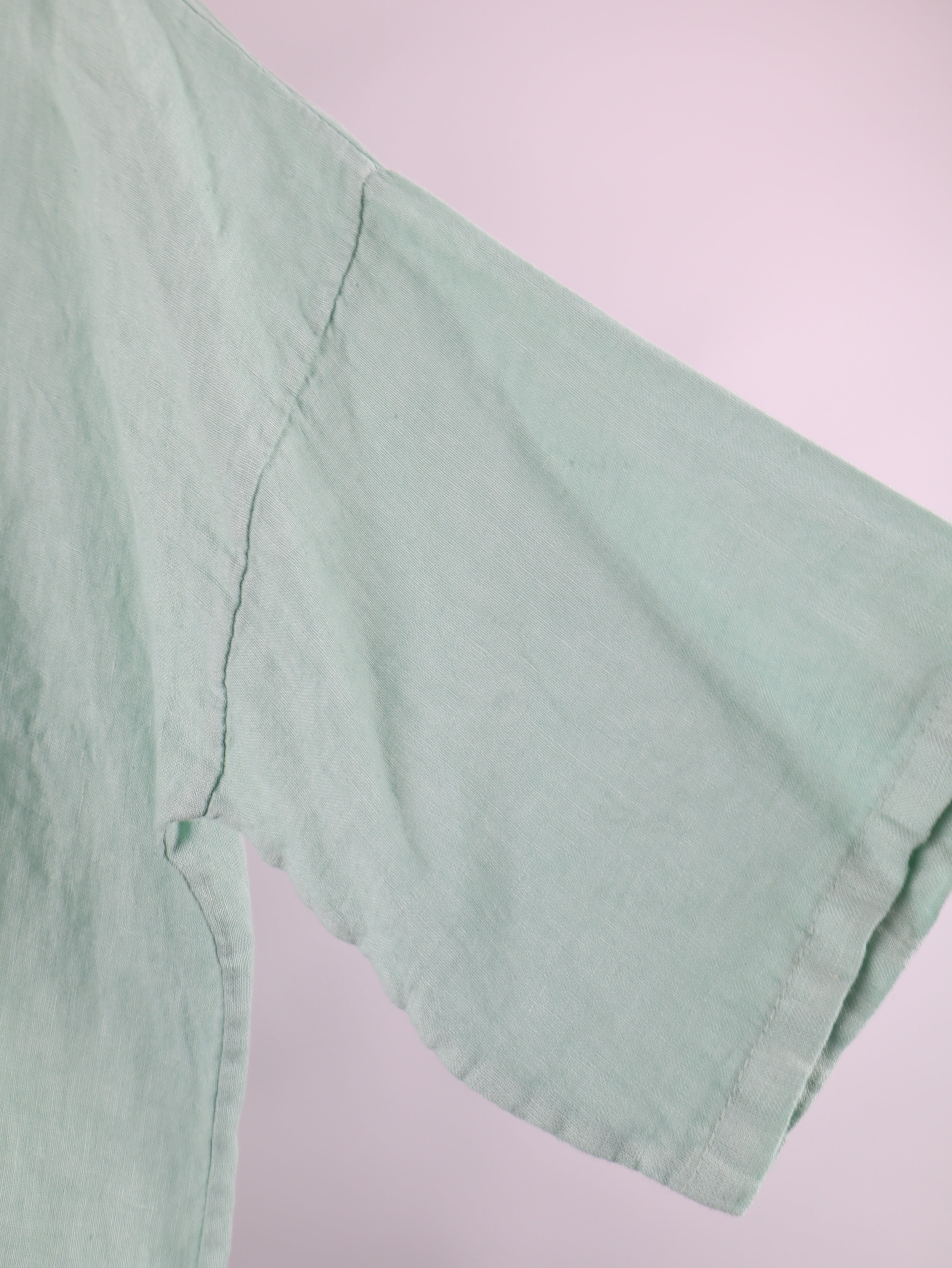 Oversize Leinenshirt mit Zierknopf