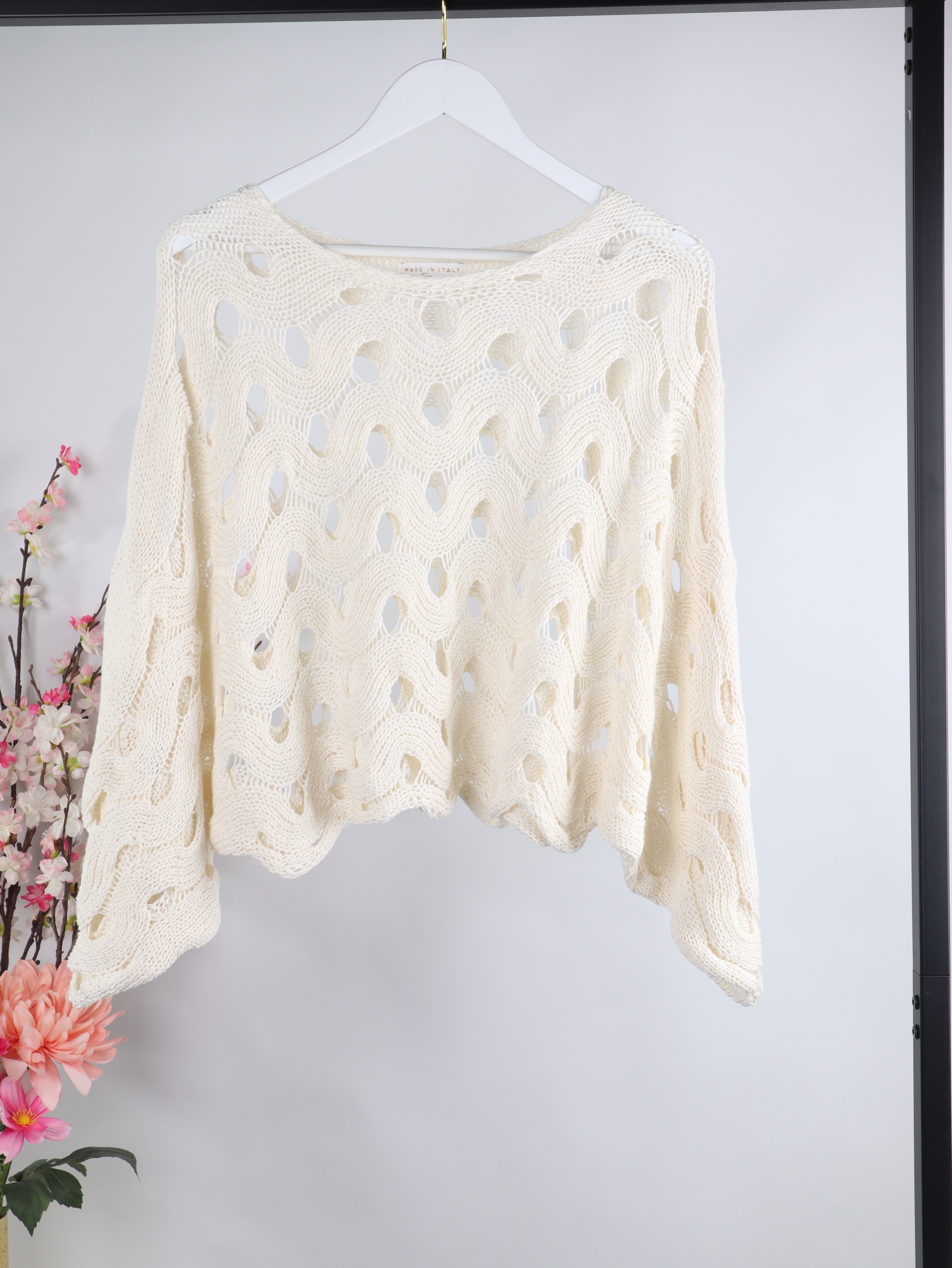 Oversize Lochstrick-Pullover Wellen