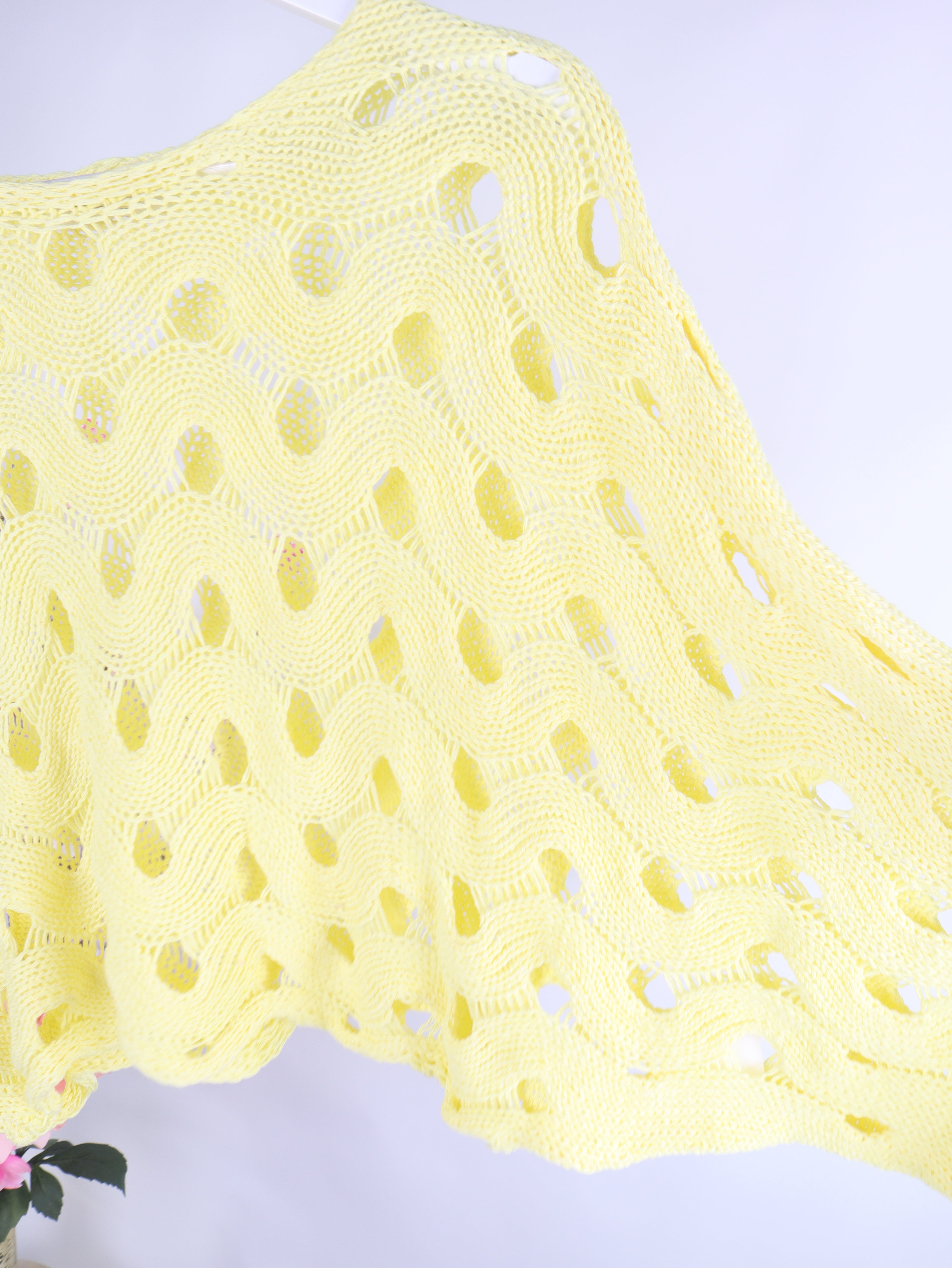 Oversize Lochstrick-Pullover Wellen