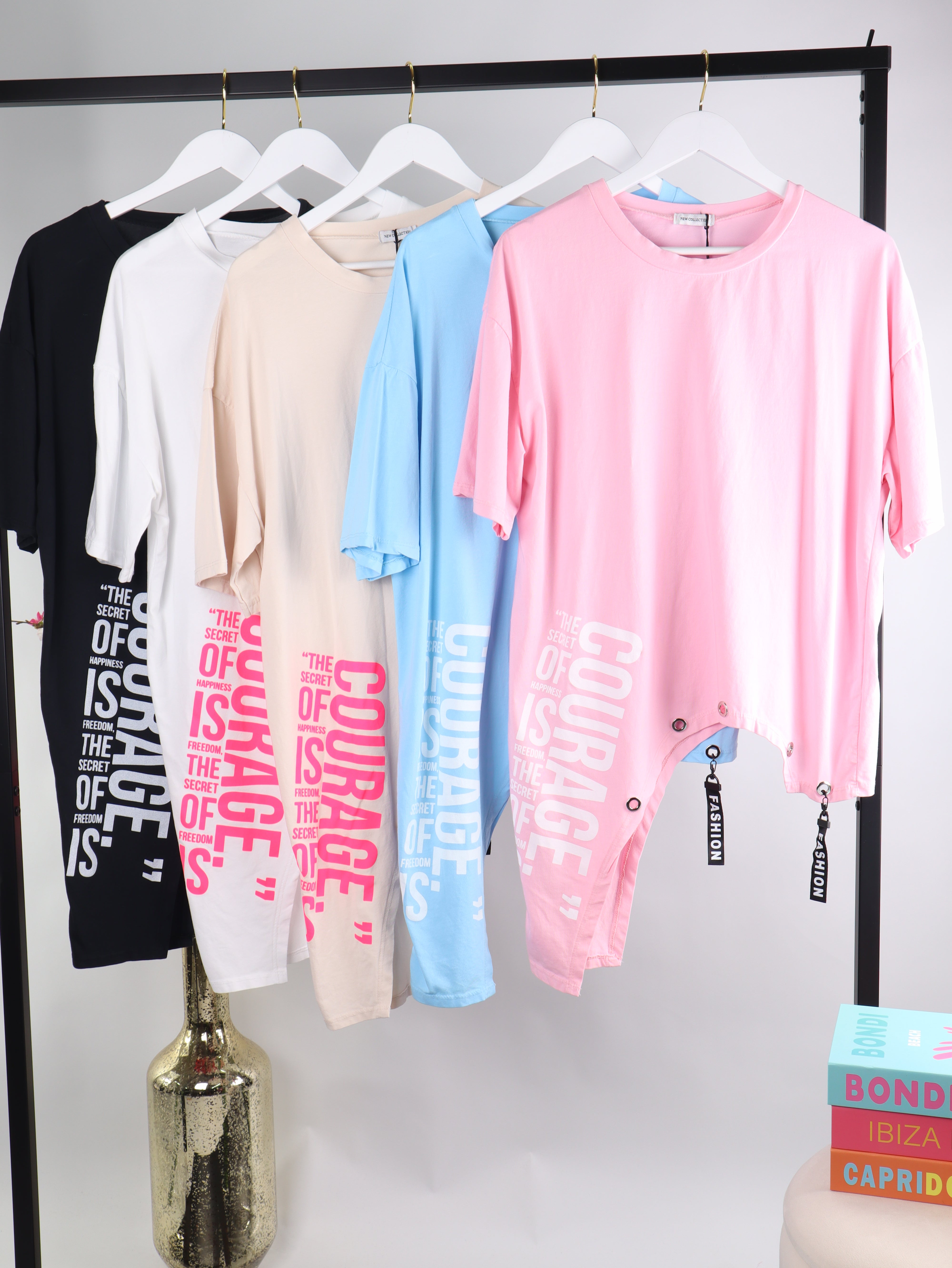 Oversize Shirt „Courage“ mit Ösen