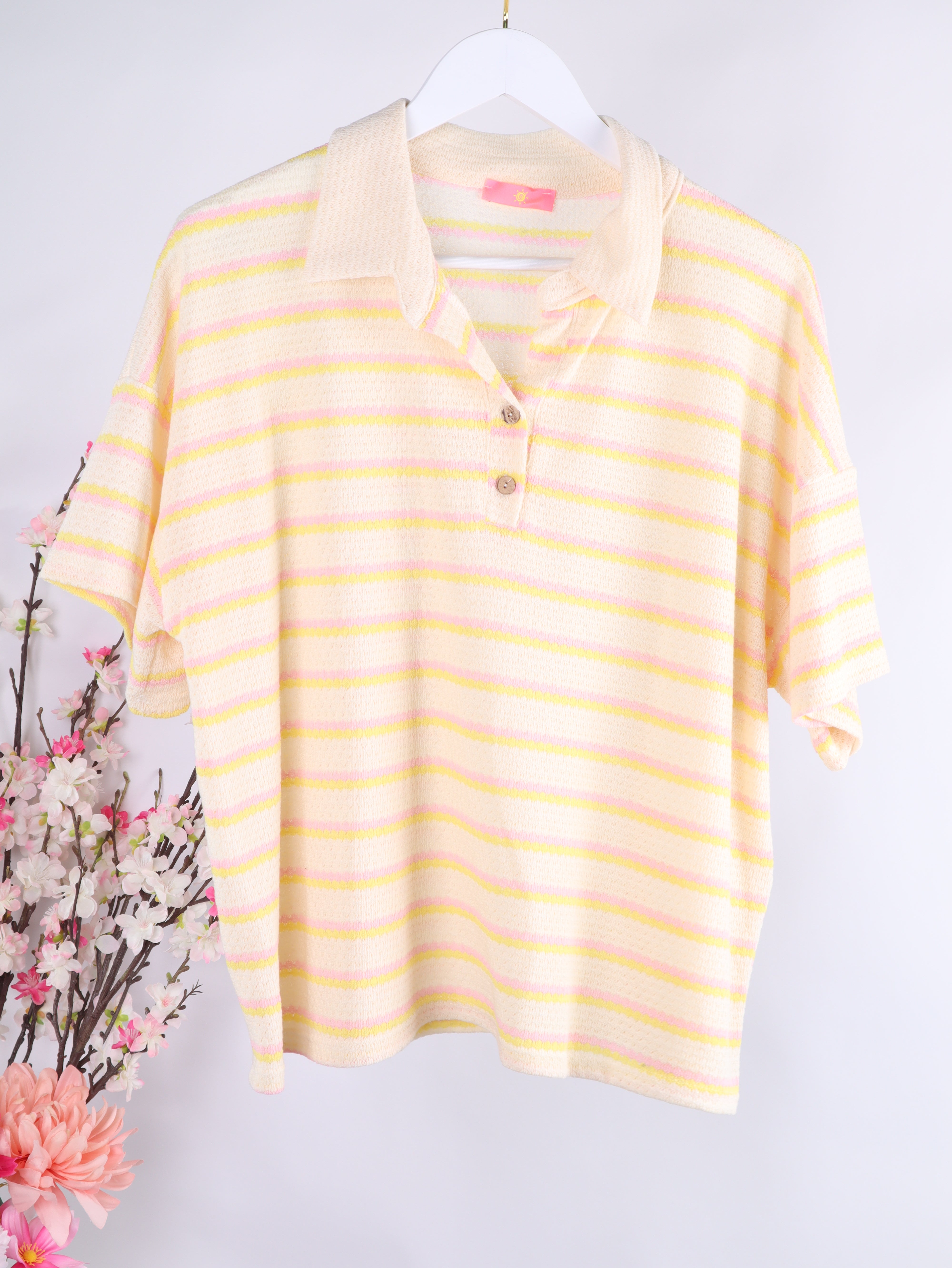 Oversize Strick-Poloshirt mit Pastell-Streifen