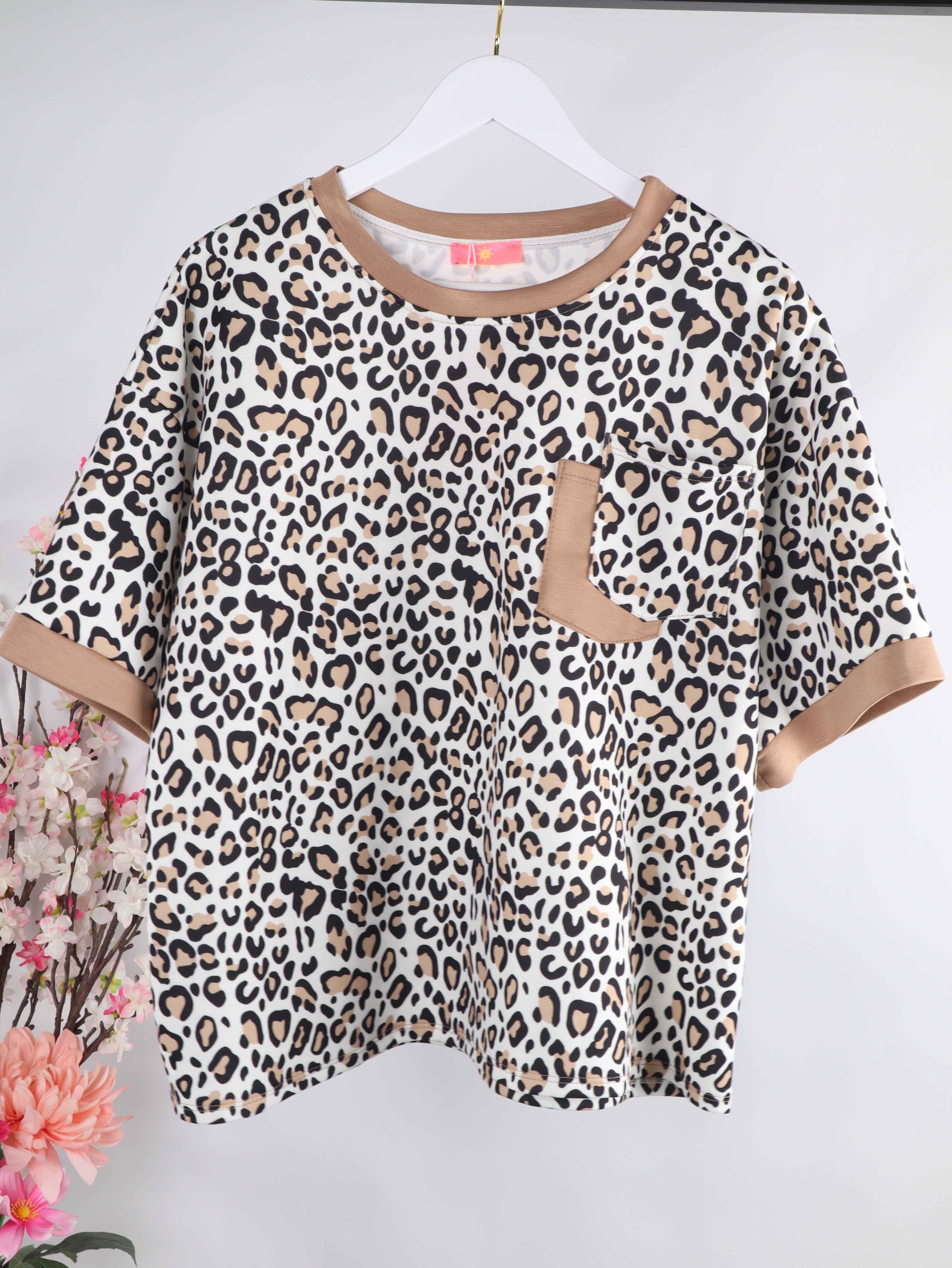 Shirt "Butter Leo"
