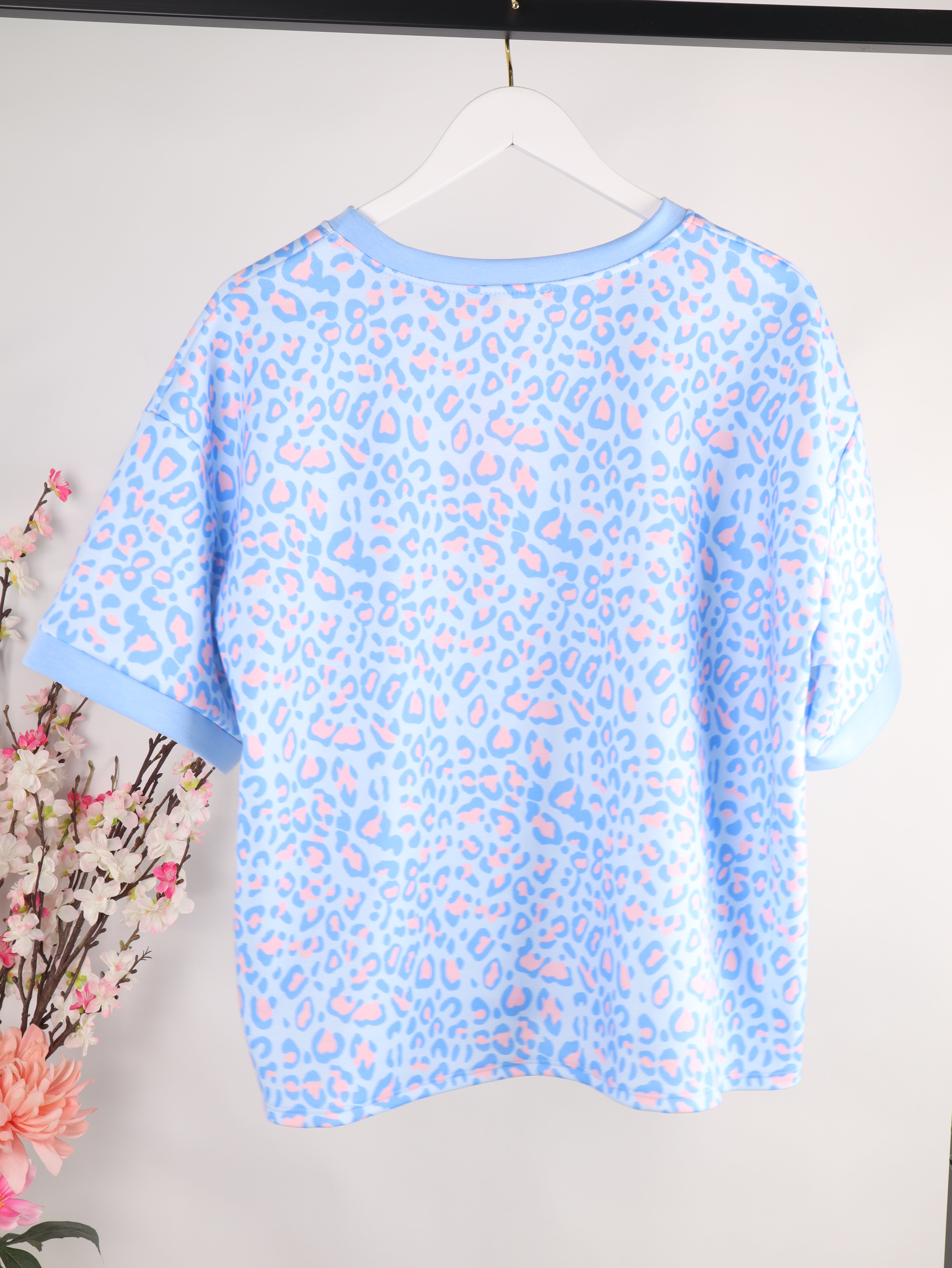 Shirt "Butter Leo"