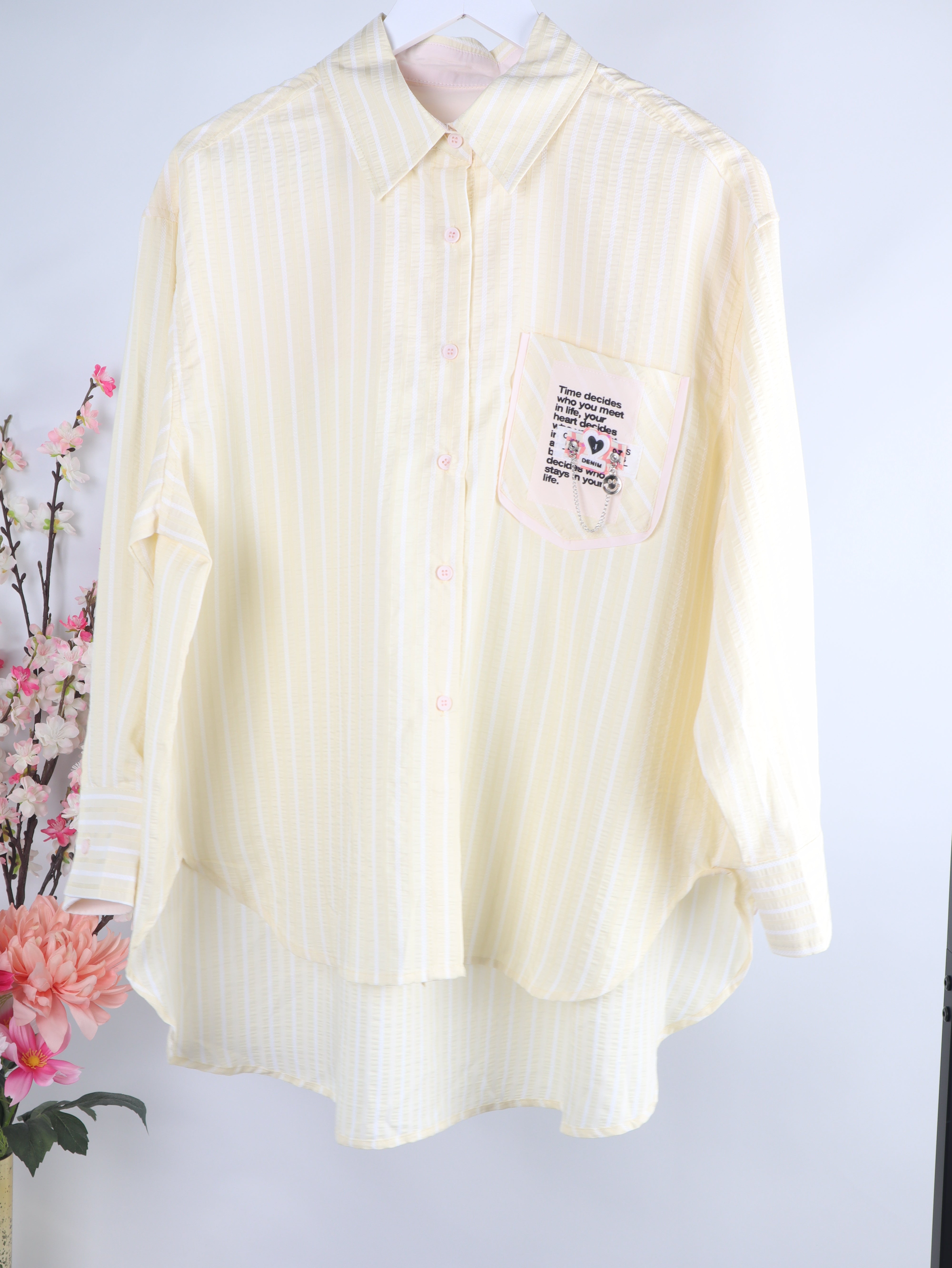 Oversize Streifenbluse Statement