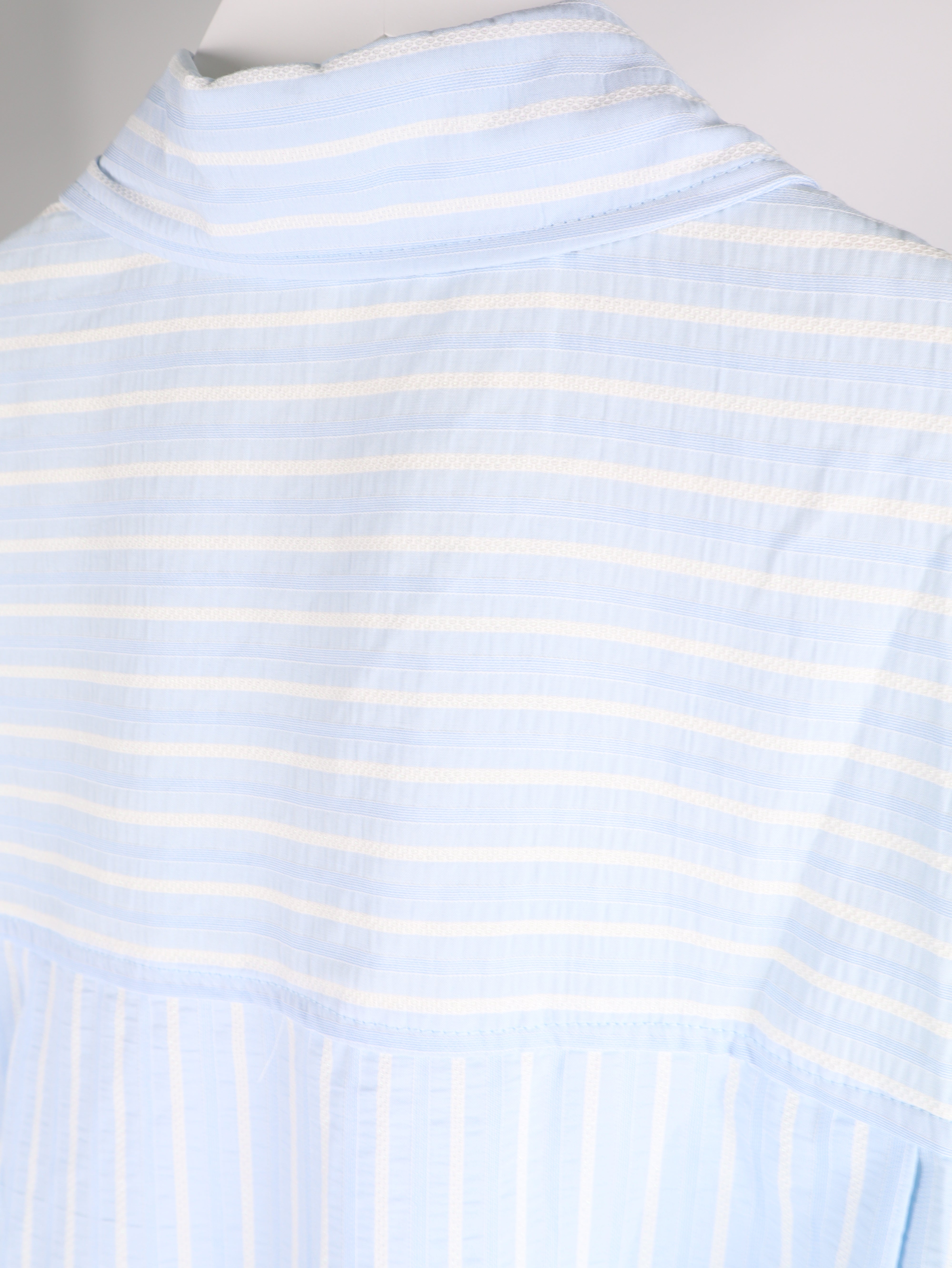 Oversize Streifenbluse Statement