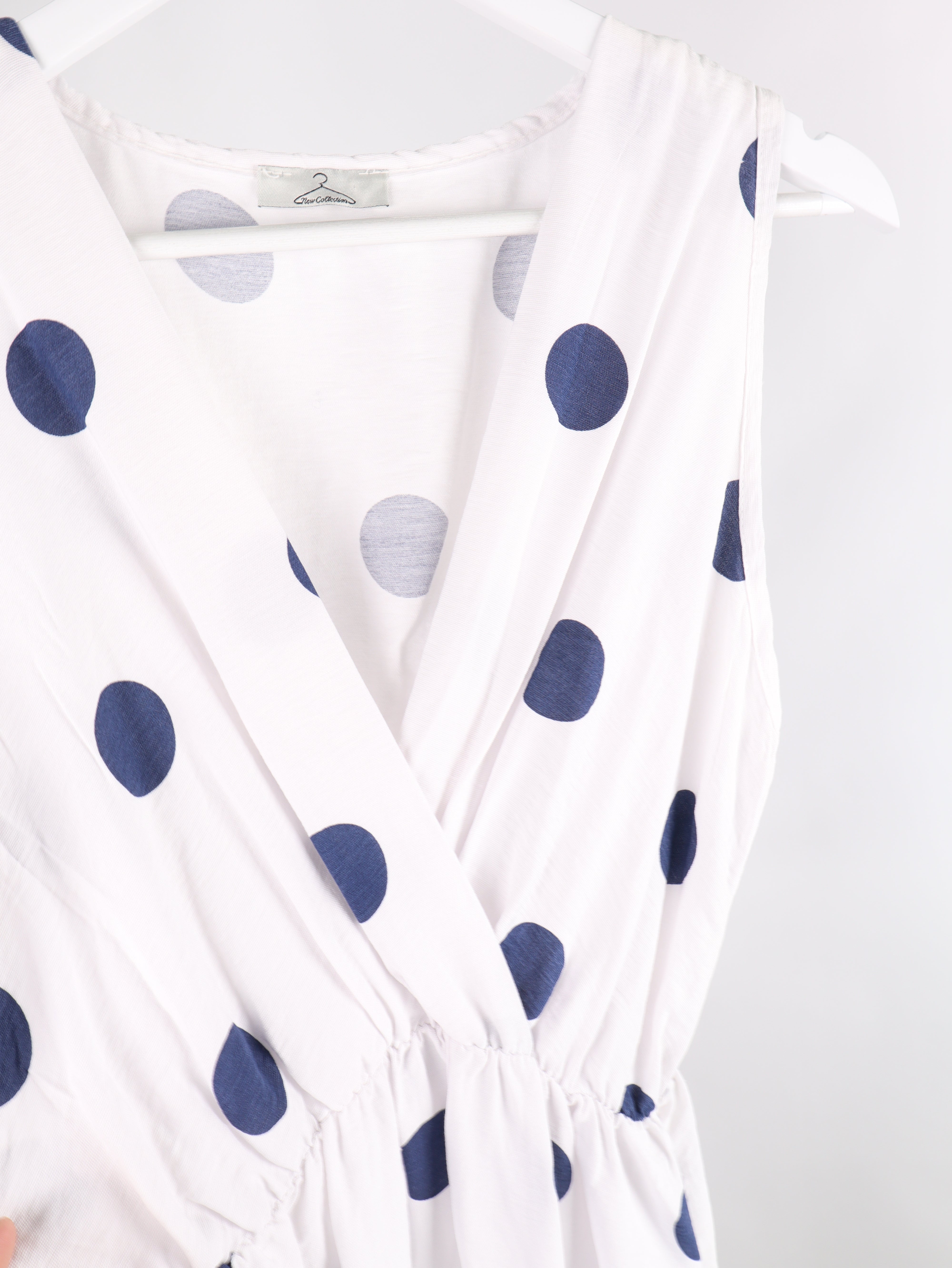 Viskose ärmelloses Kleid mit Polka Dot Muster