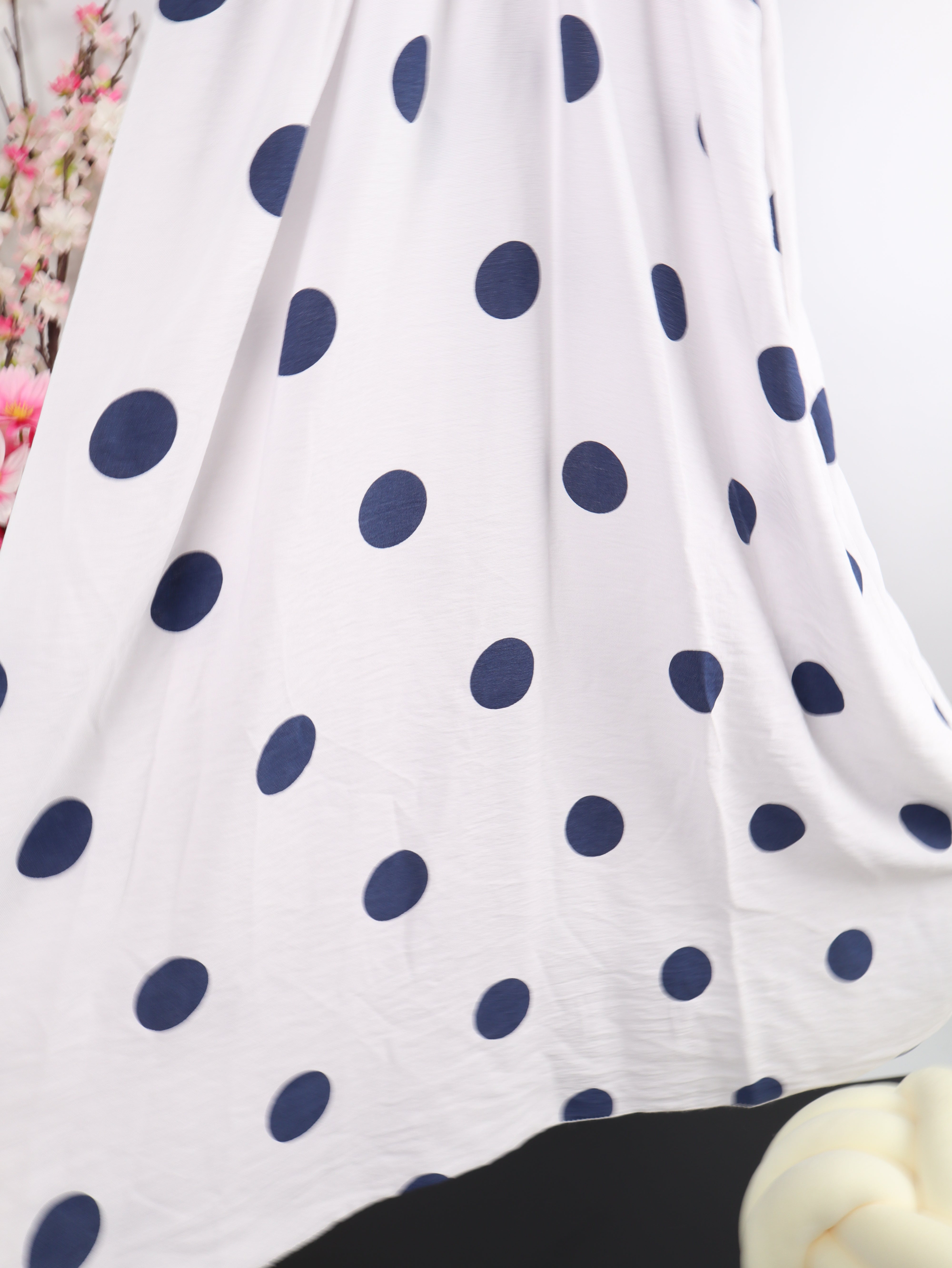 Viskose ärmelloses Kleid mit Polka Dot Muster