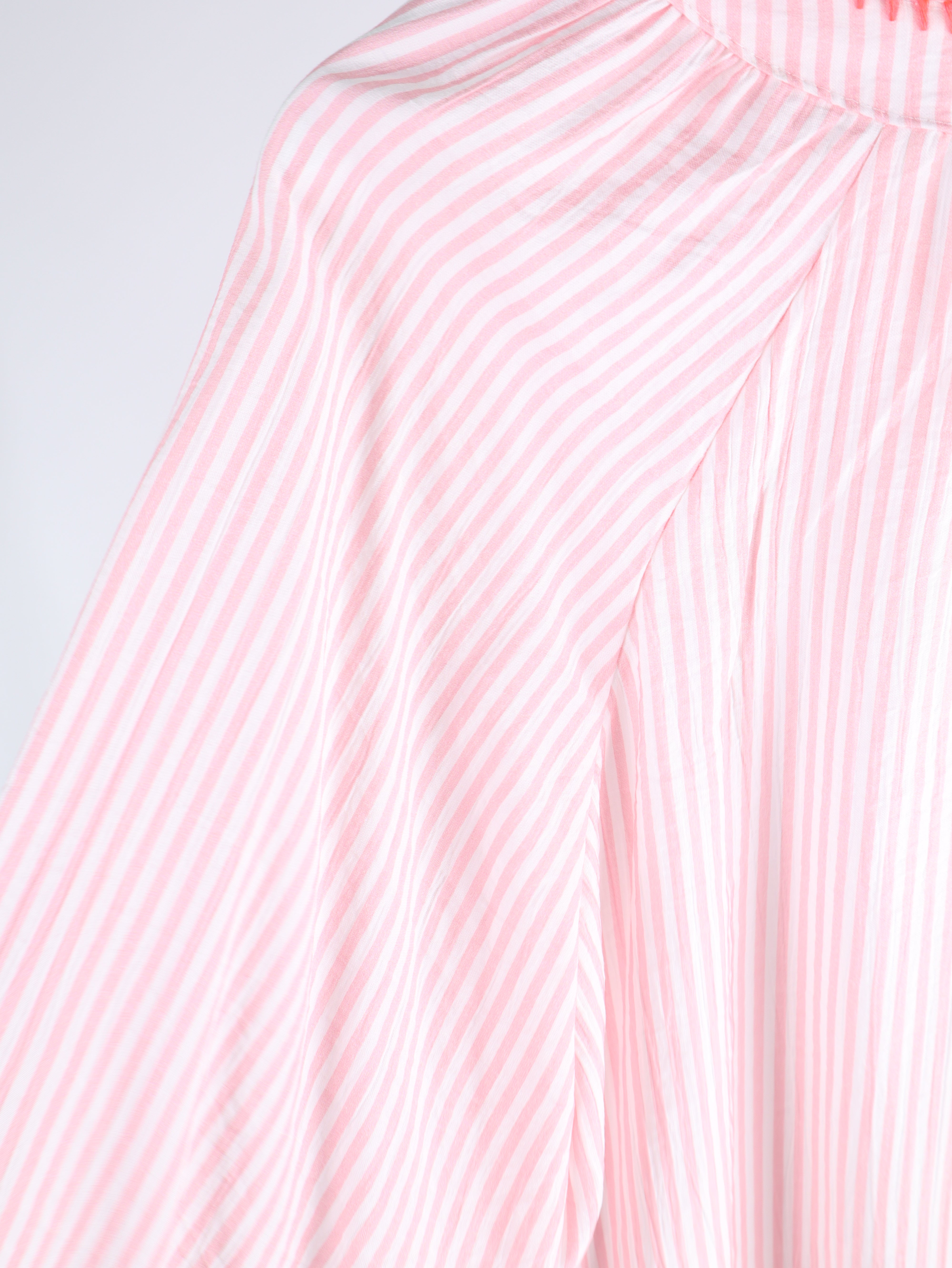 Streifen Viskosebluse mit Neon-Naht