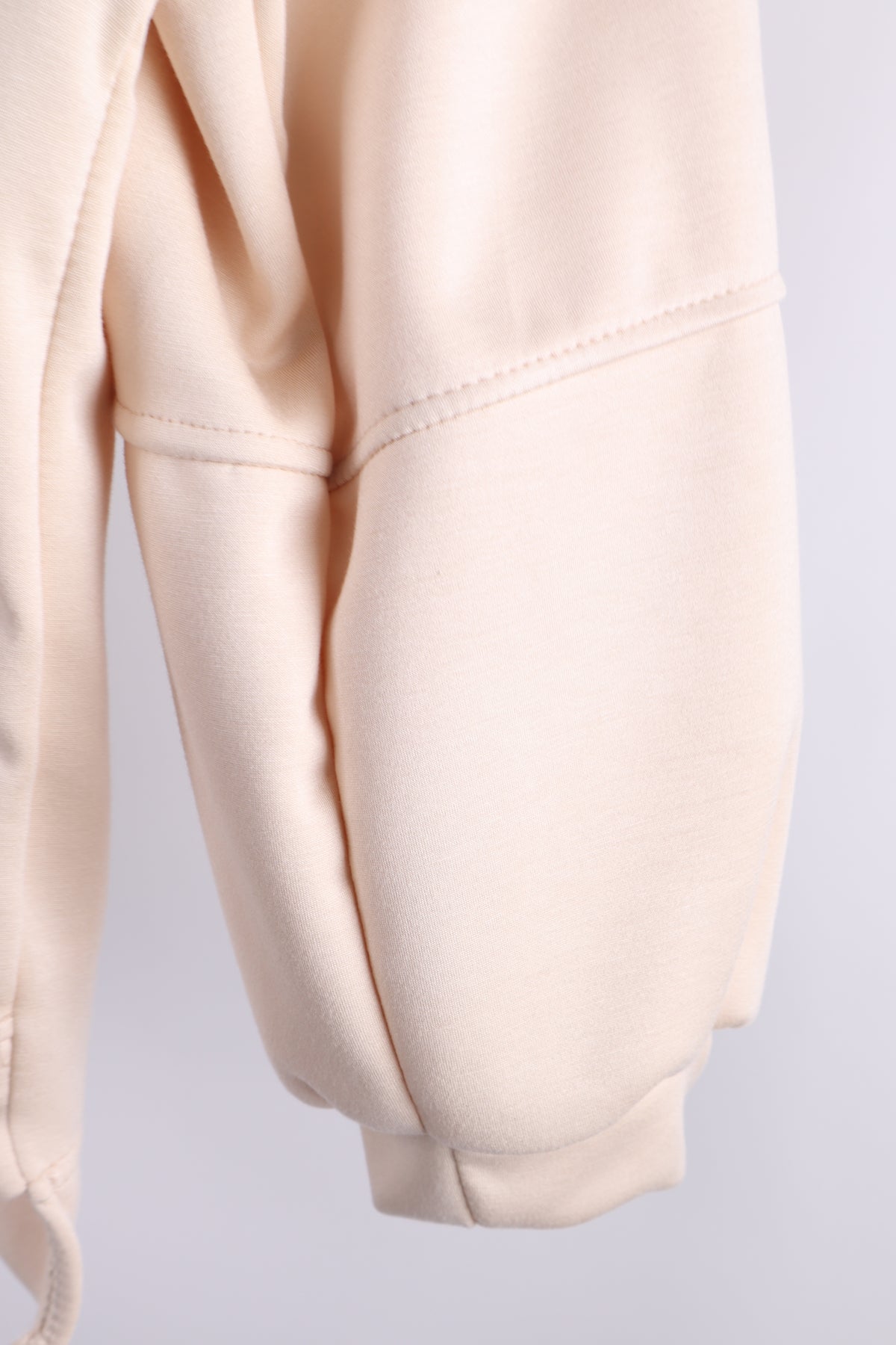 Butterstoff Sweater STATEMENT