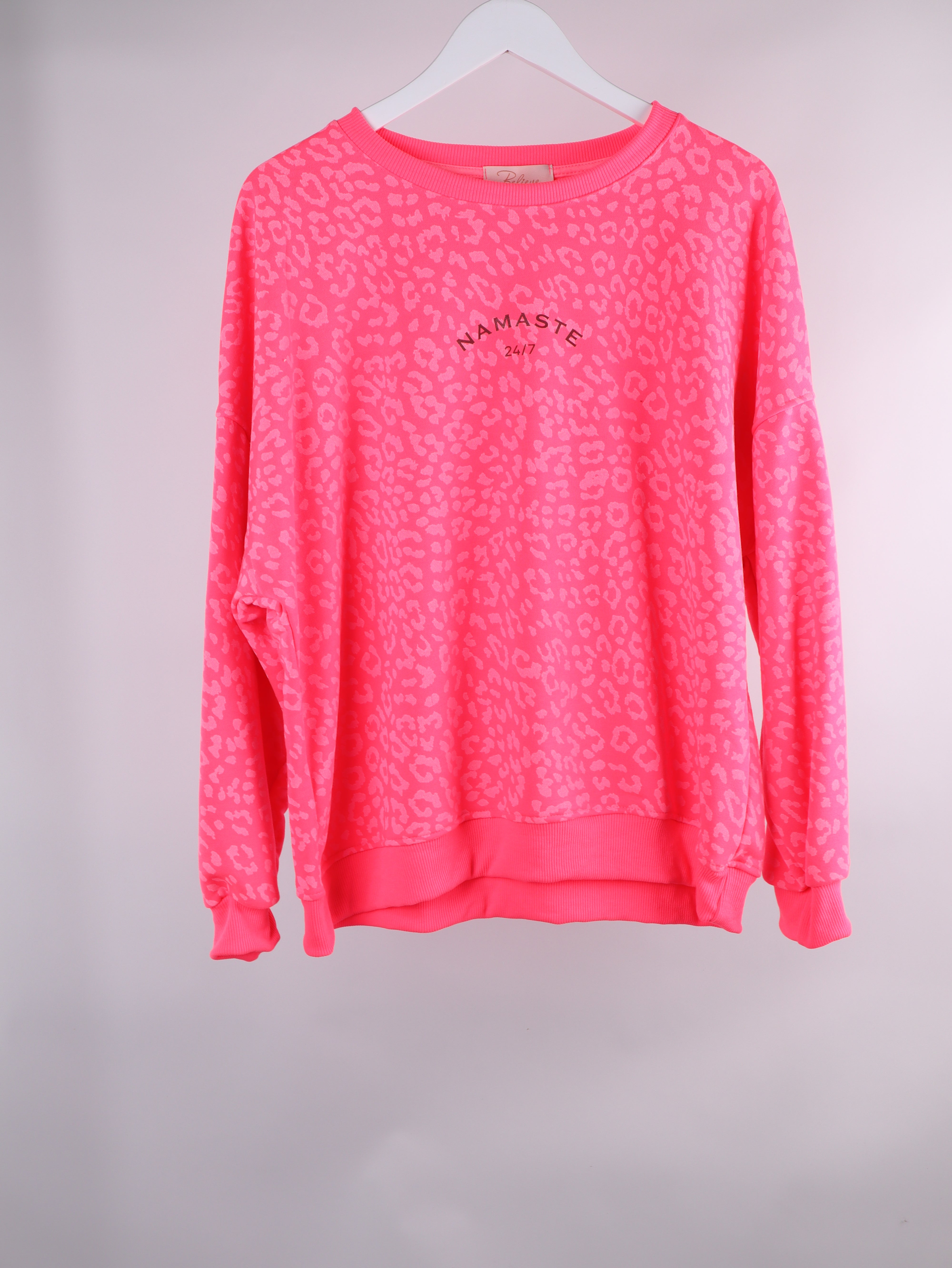 Sweatshirt mit Rückenprint NAMASTE LEO