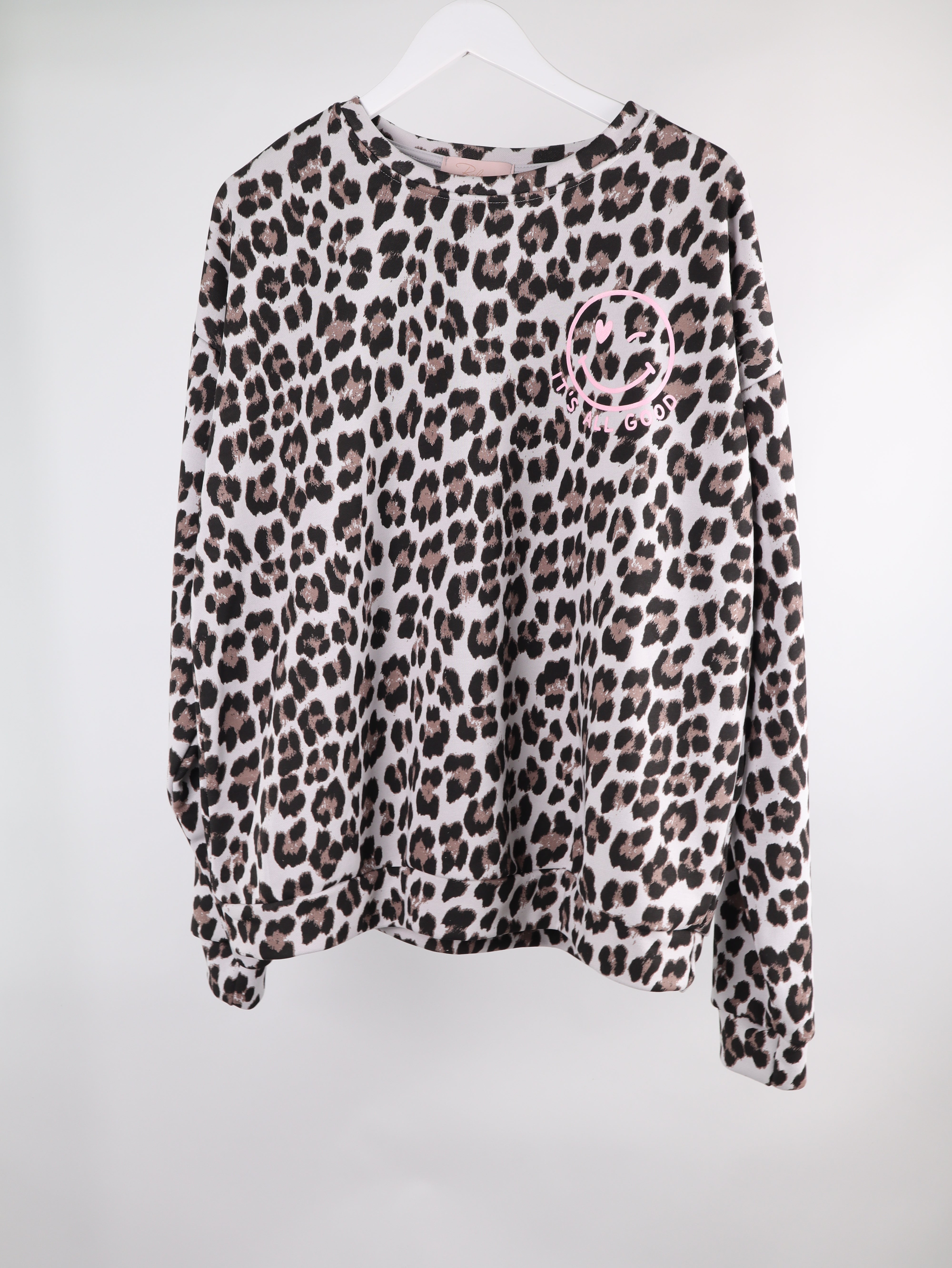 Oversize Leo Sweater ITS ALL GOOD