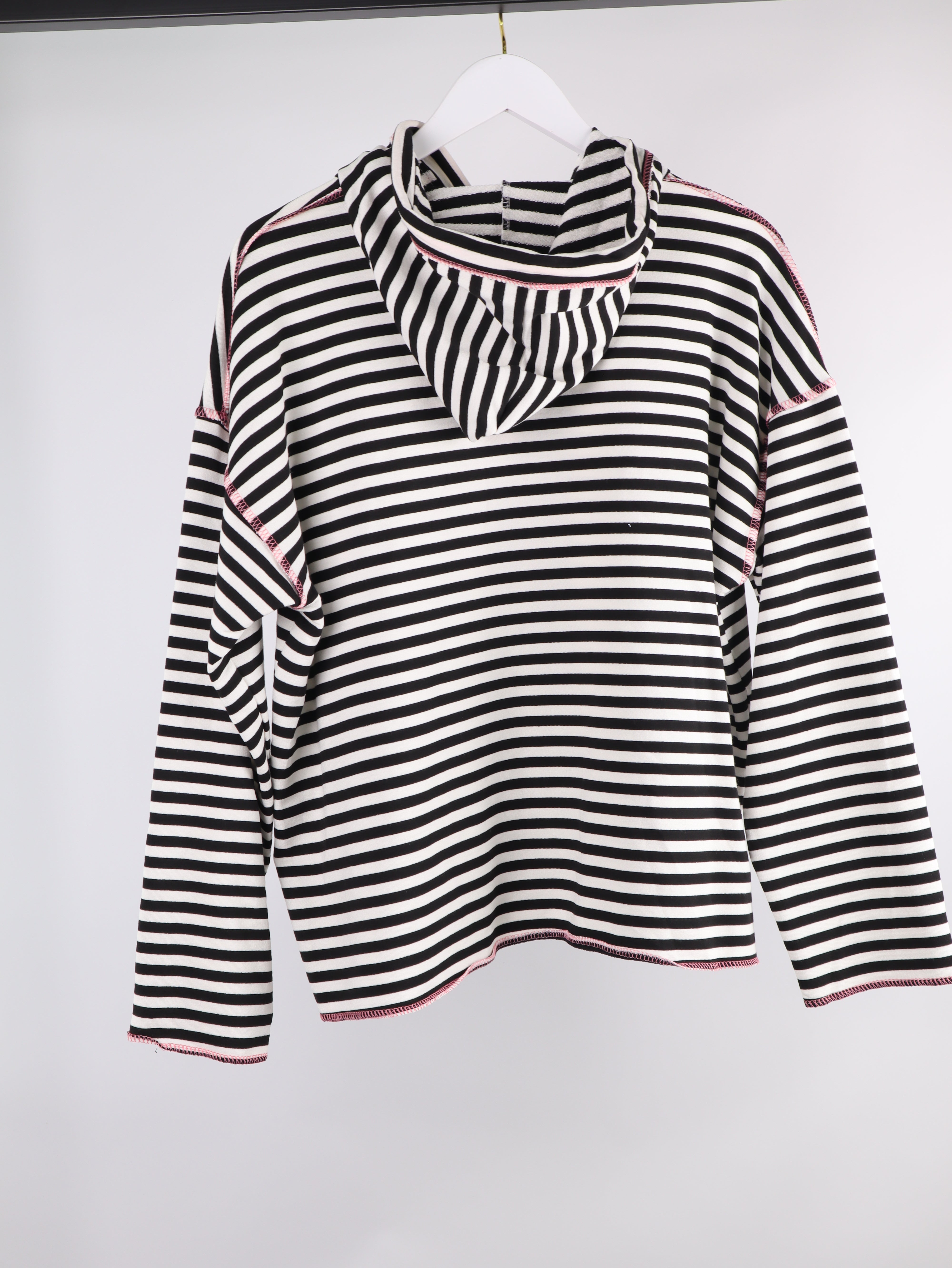 Kapuzenpullover STATEMENT