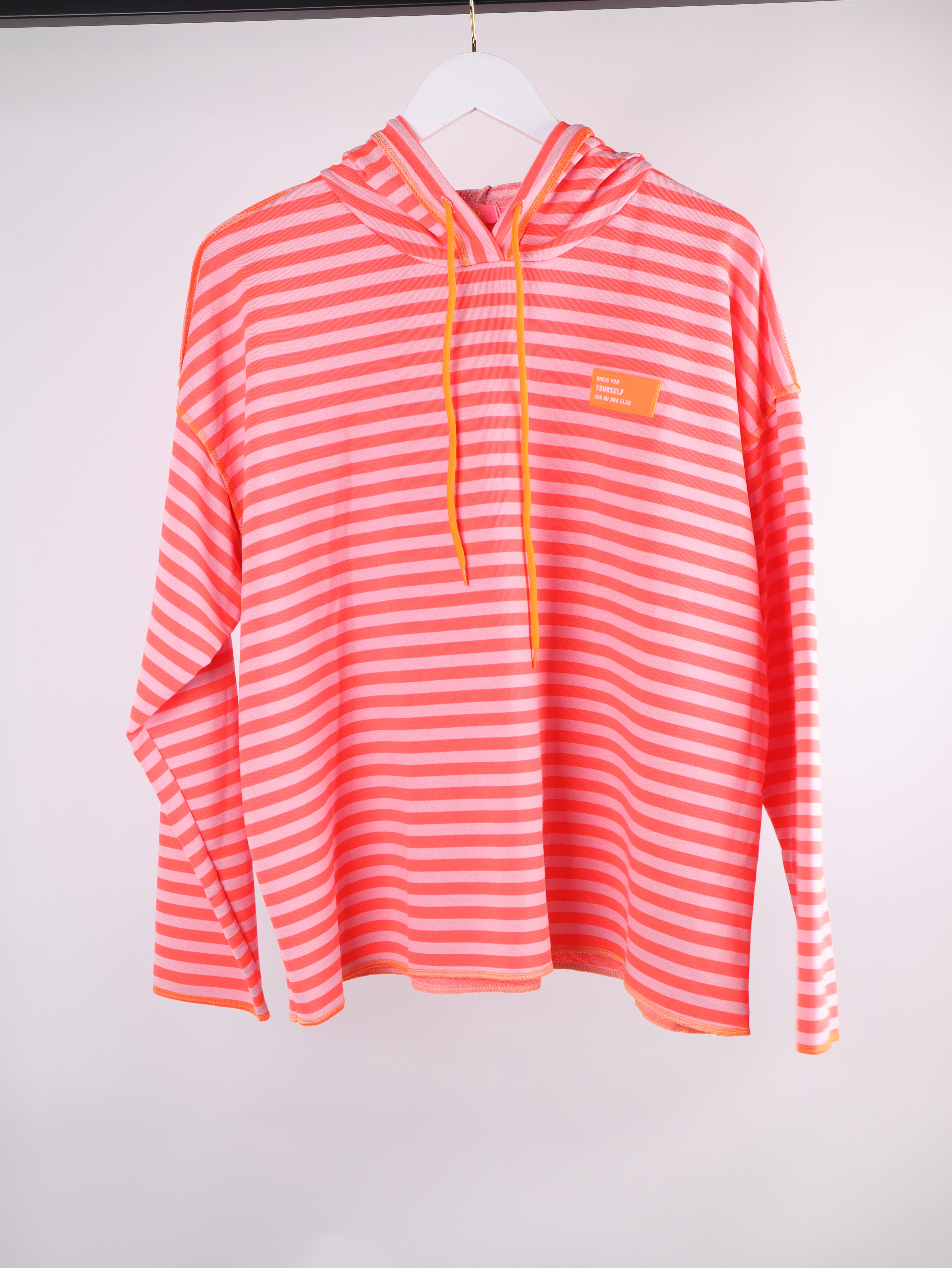 Kapuzenpullover STATEMENT