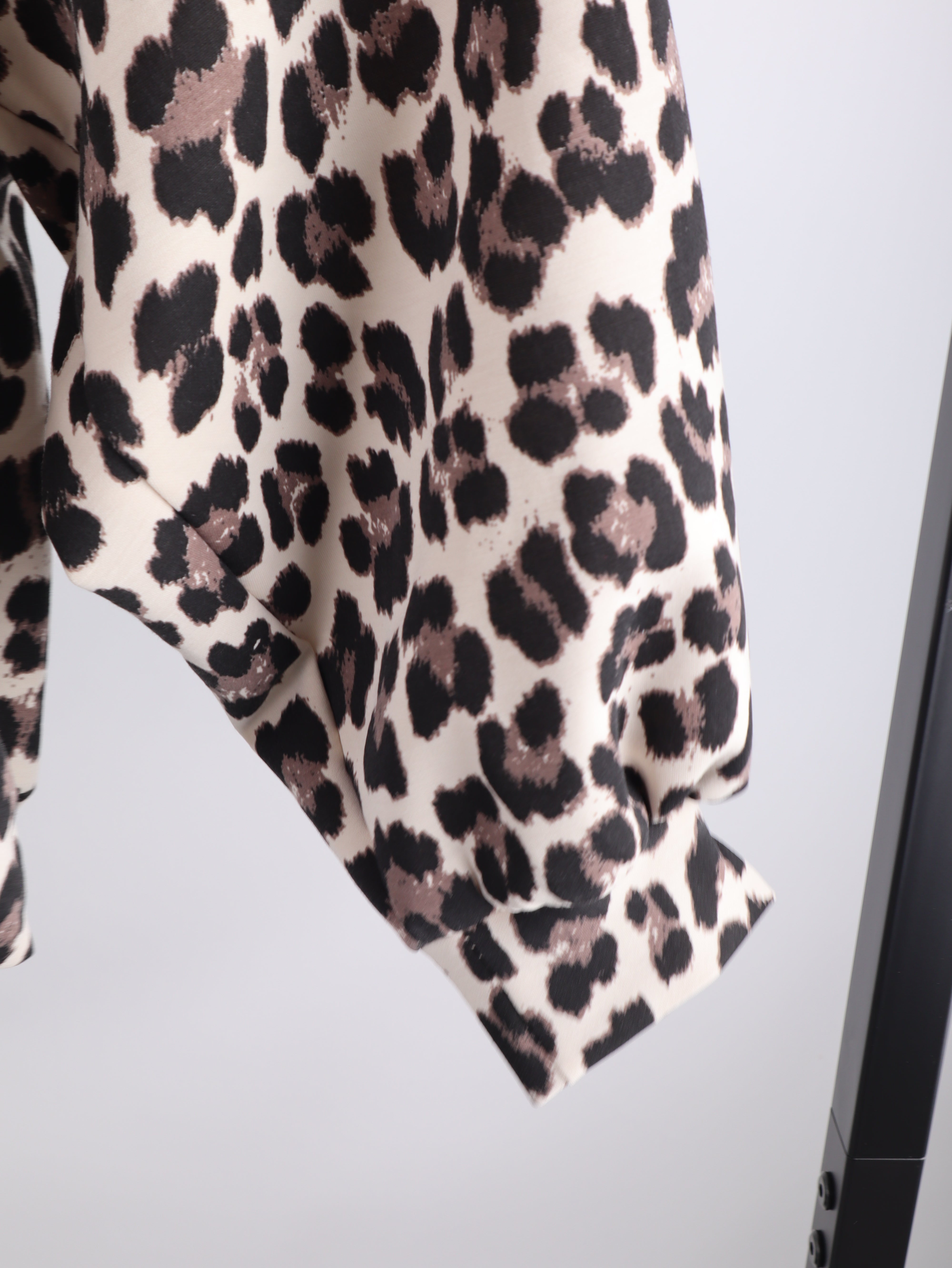 Sweatshirt BUTTER SOFT LEO