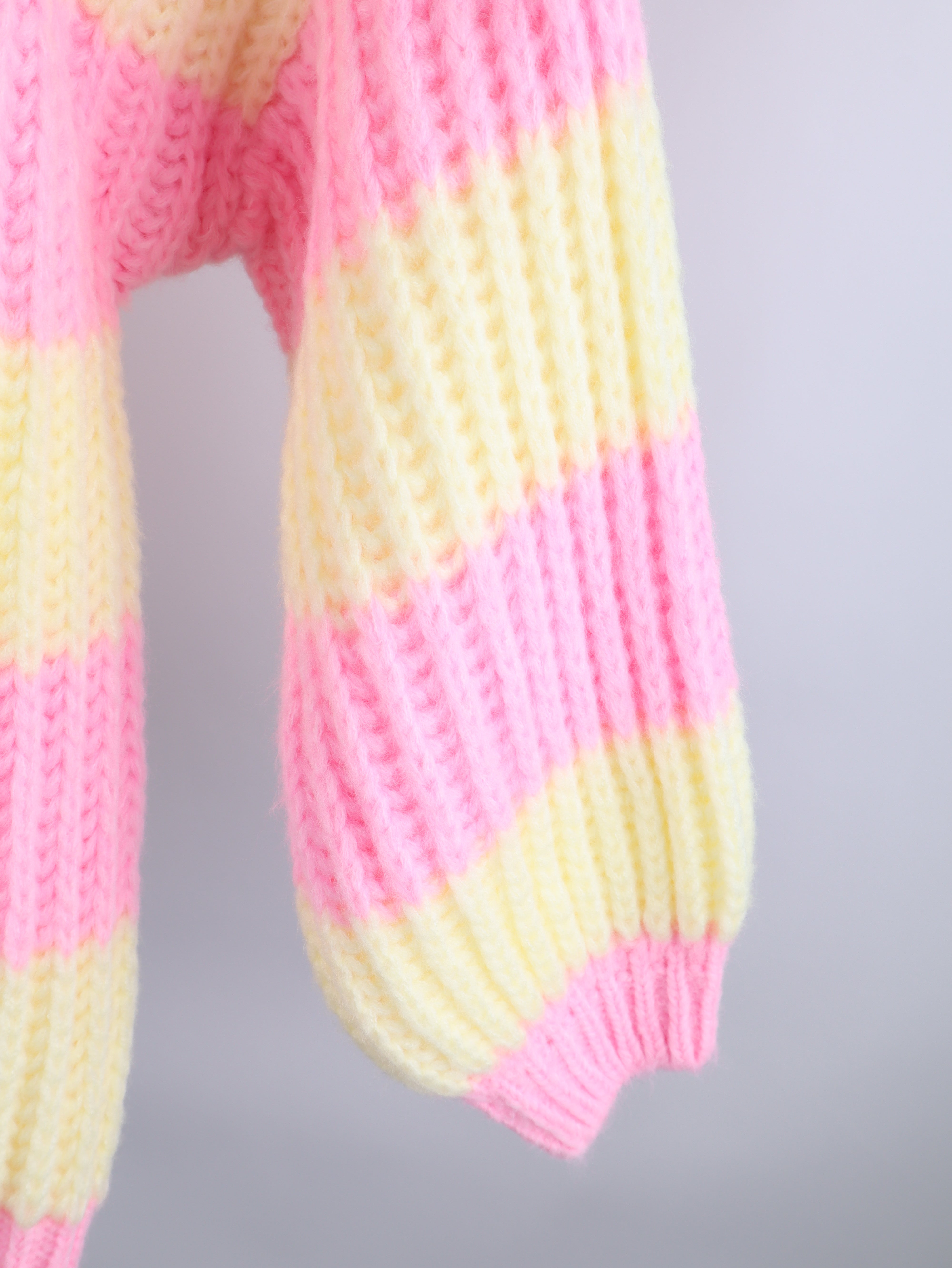Strickjacke BOLD STRIPES