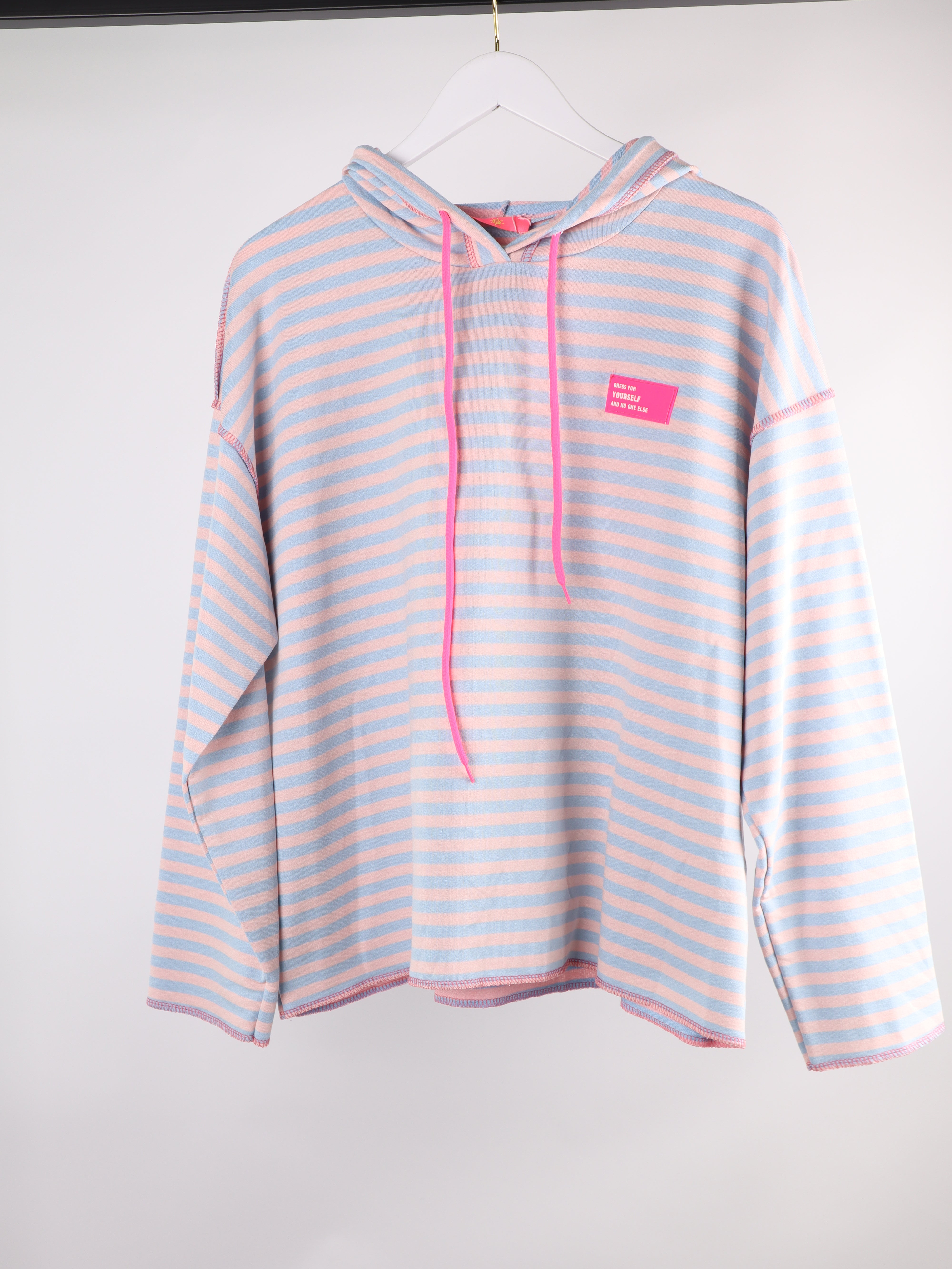 Kapuzenpullover STATEMENT