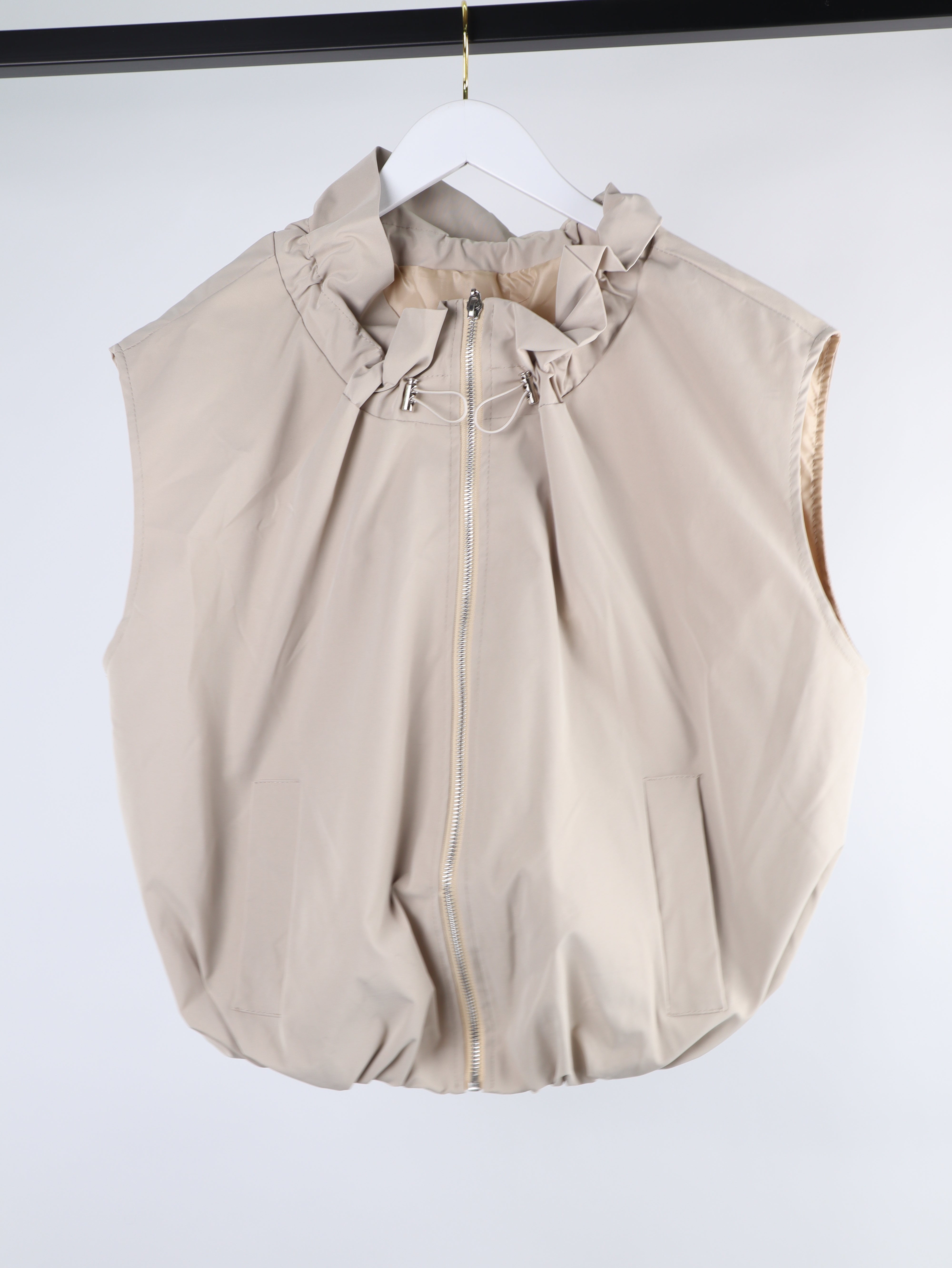 Weste RUFFLED EDGE