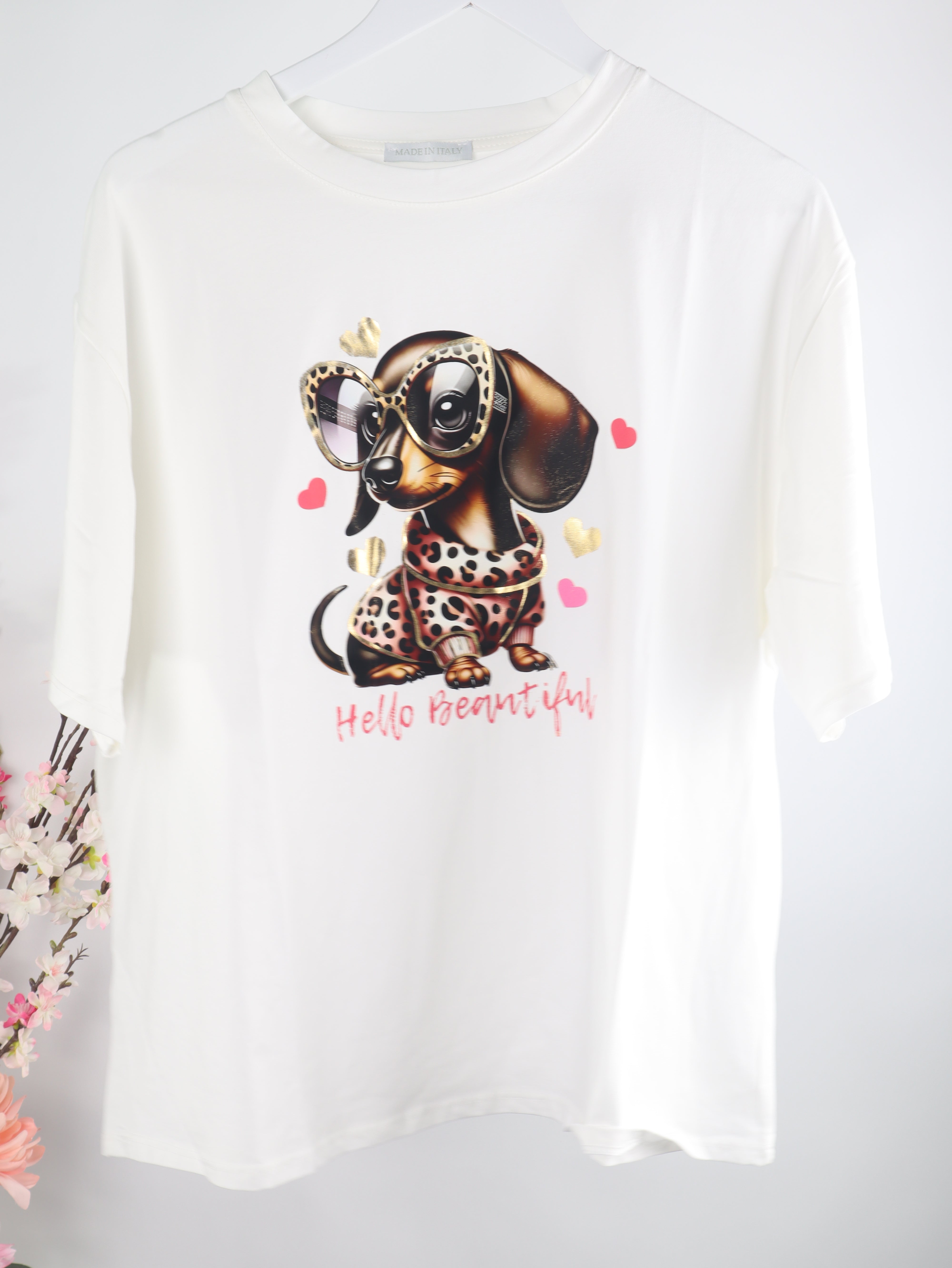 T-Shirt mit Dackel Print – „Hello Beautiful“