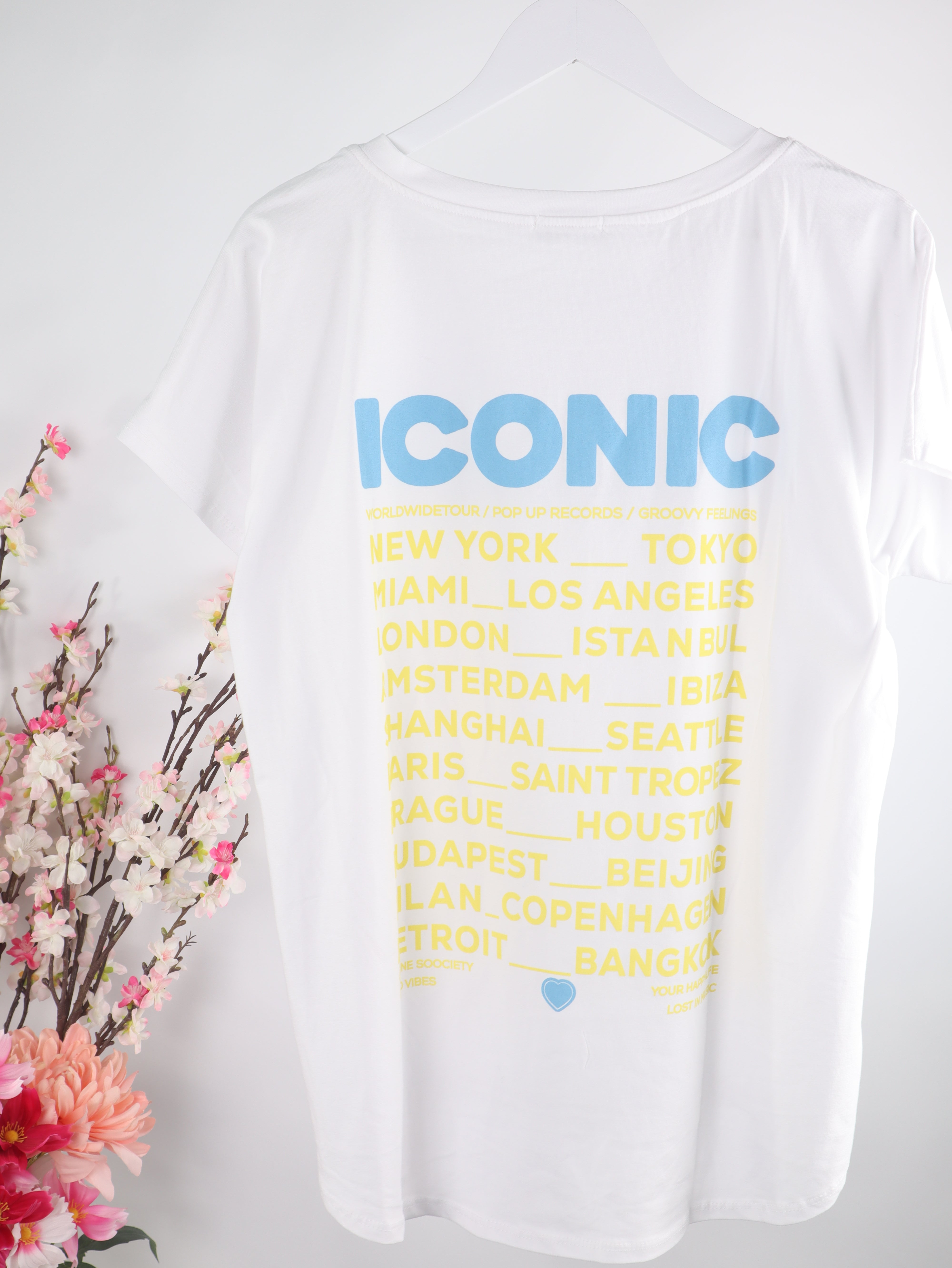 Oversize T-Shirt „ICONIC“ mit Neon Print - Gelb/Blau