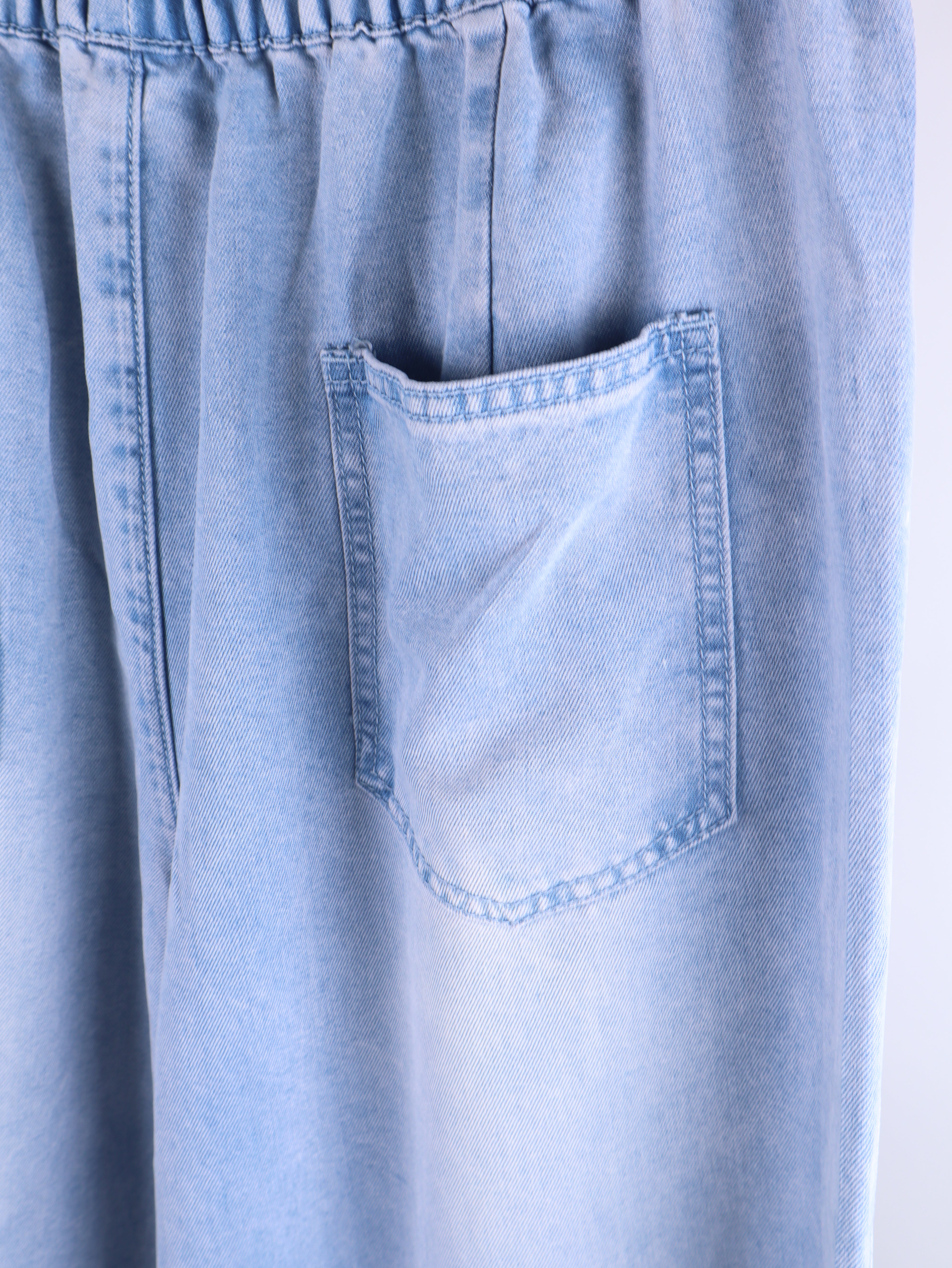 Hellblaue Wide-Leg Hose mit Gummibund