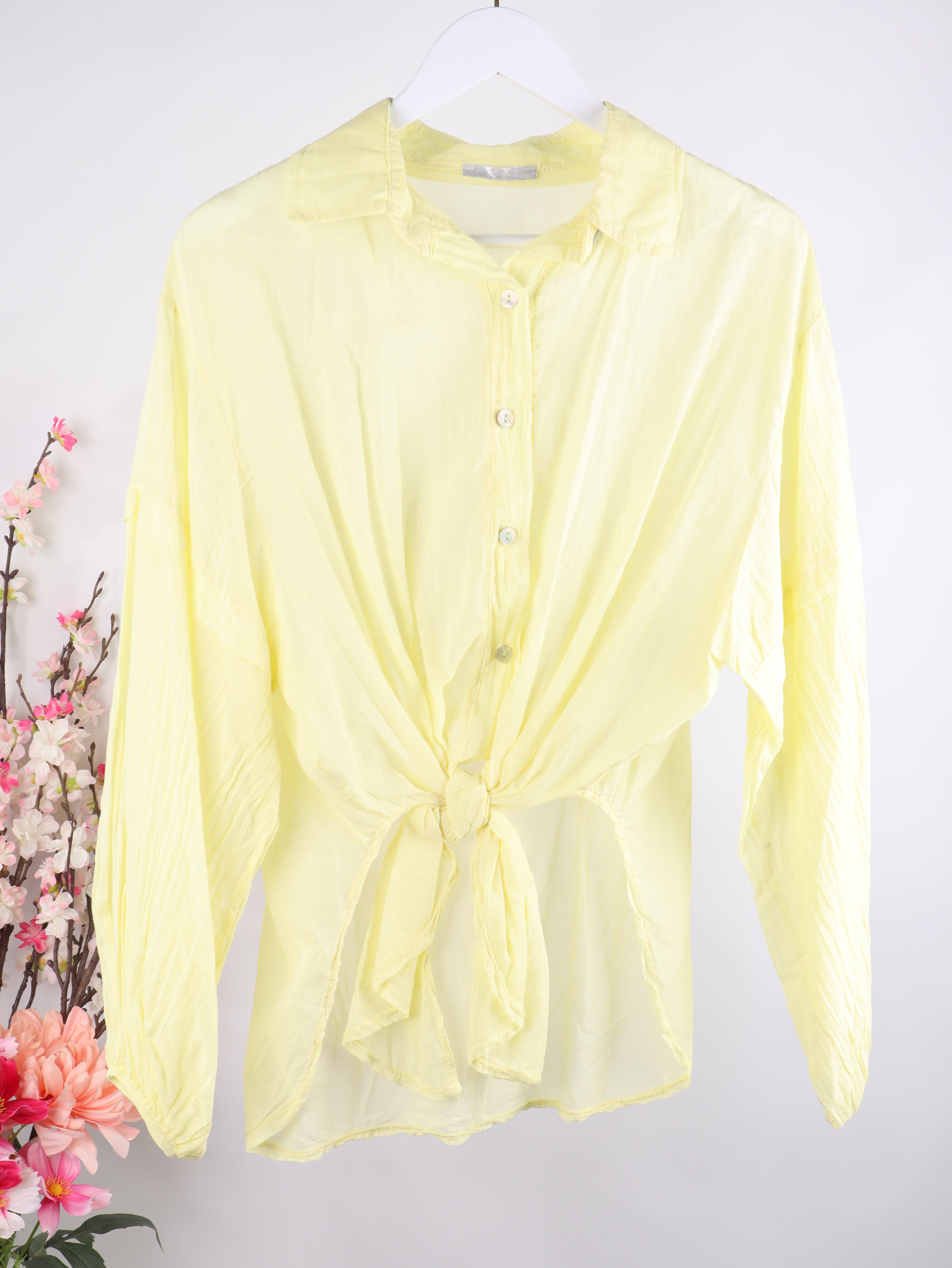 Leichte Bluse mit Knotendetail