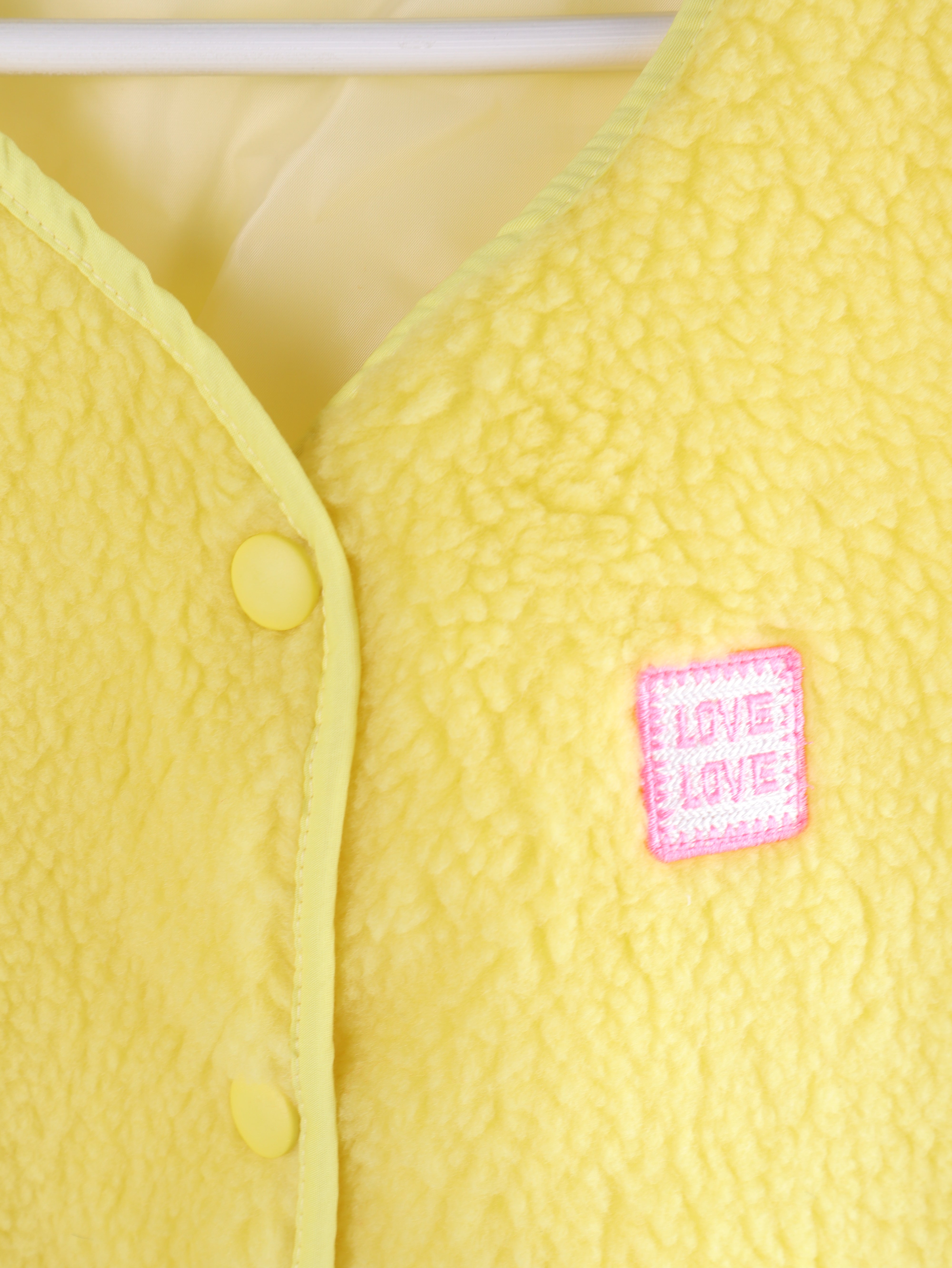 Teddy Weste LOVE LOVE Patch