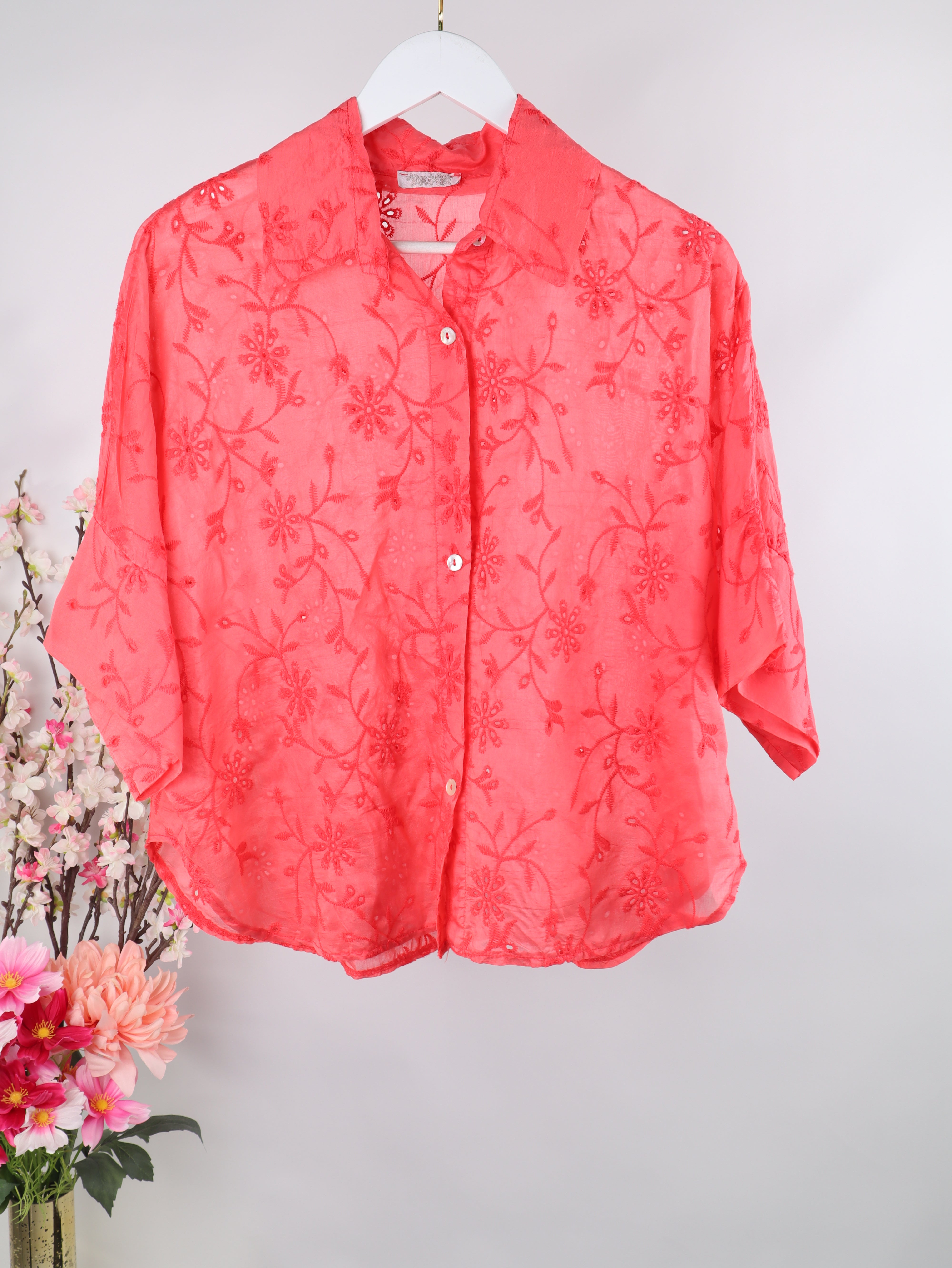 Bestickte Kurzarm-Bluse