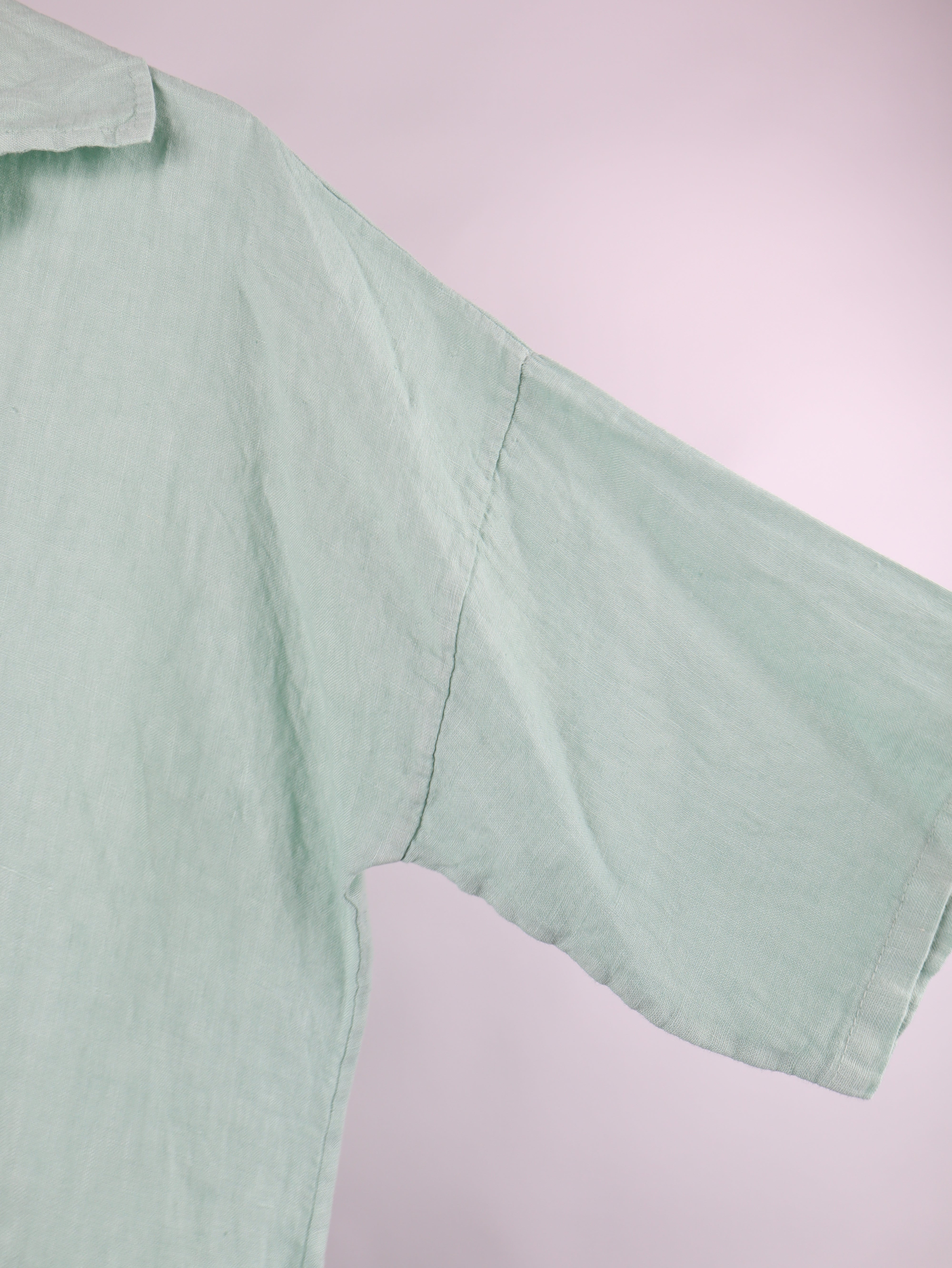 Oversize Leinenshirt mit Zierknopf
