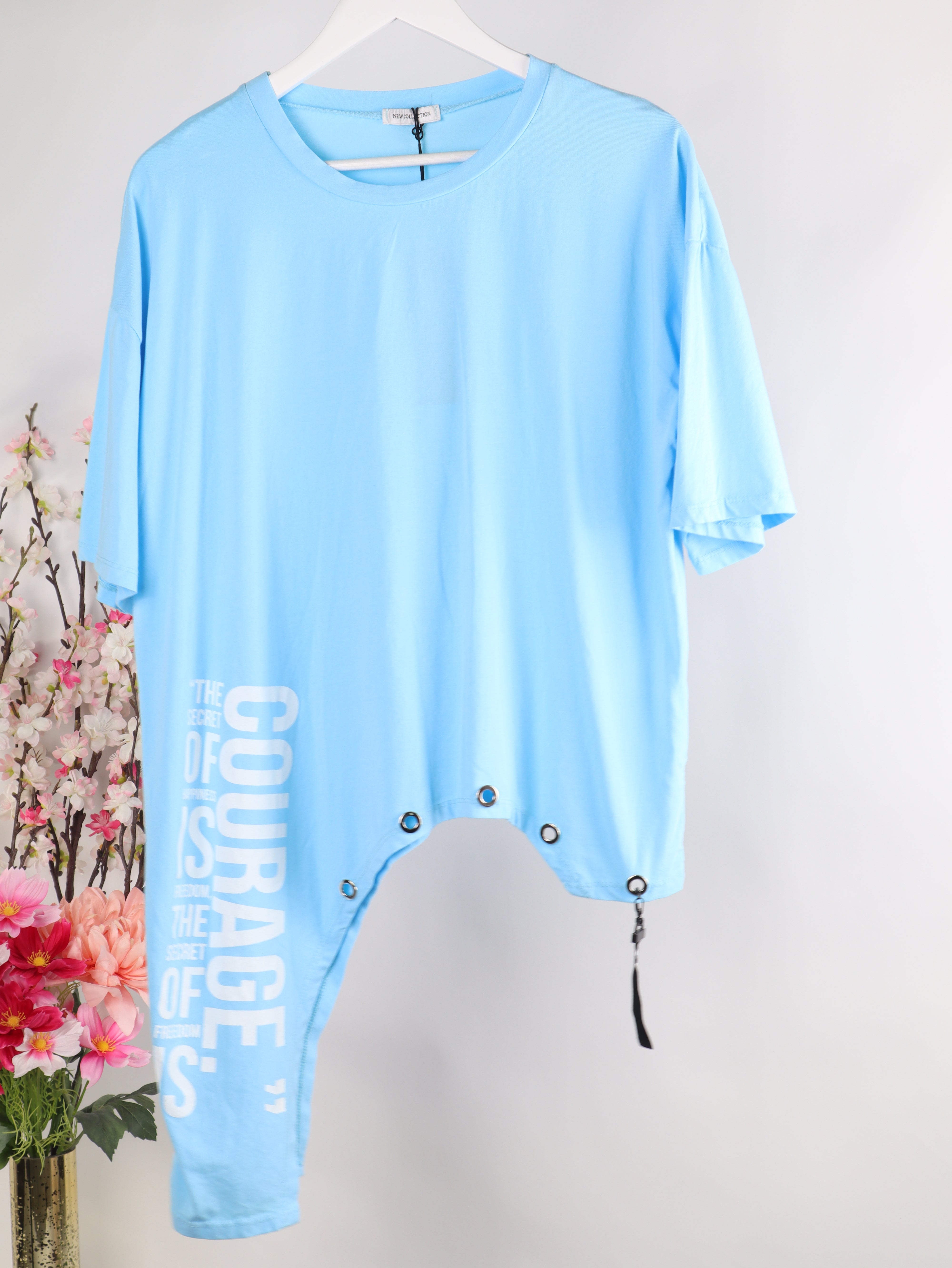 Oversize Shirt „Courage“ mit Ösen