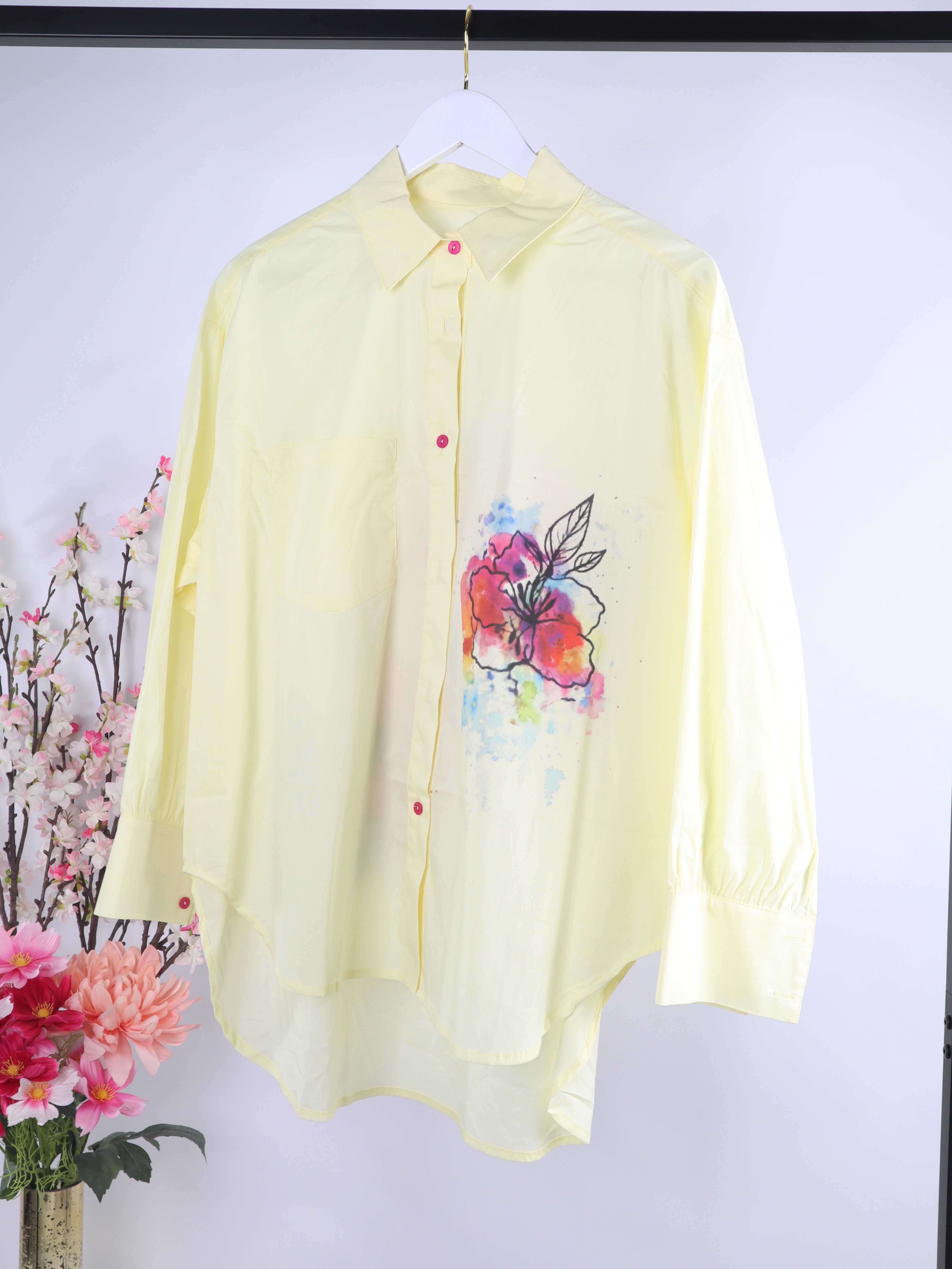 Oversize Bluse mit floralem Print