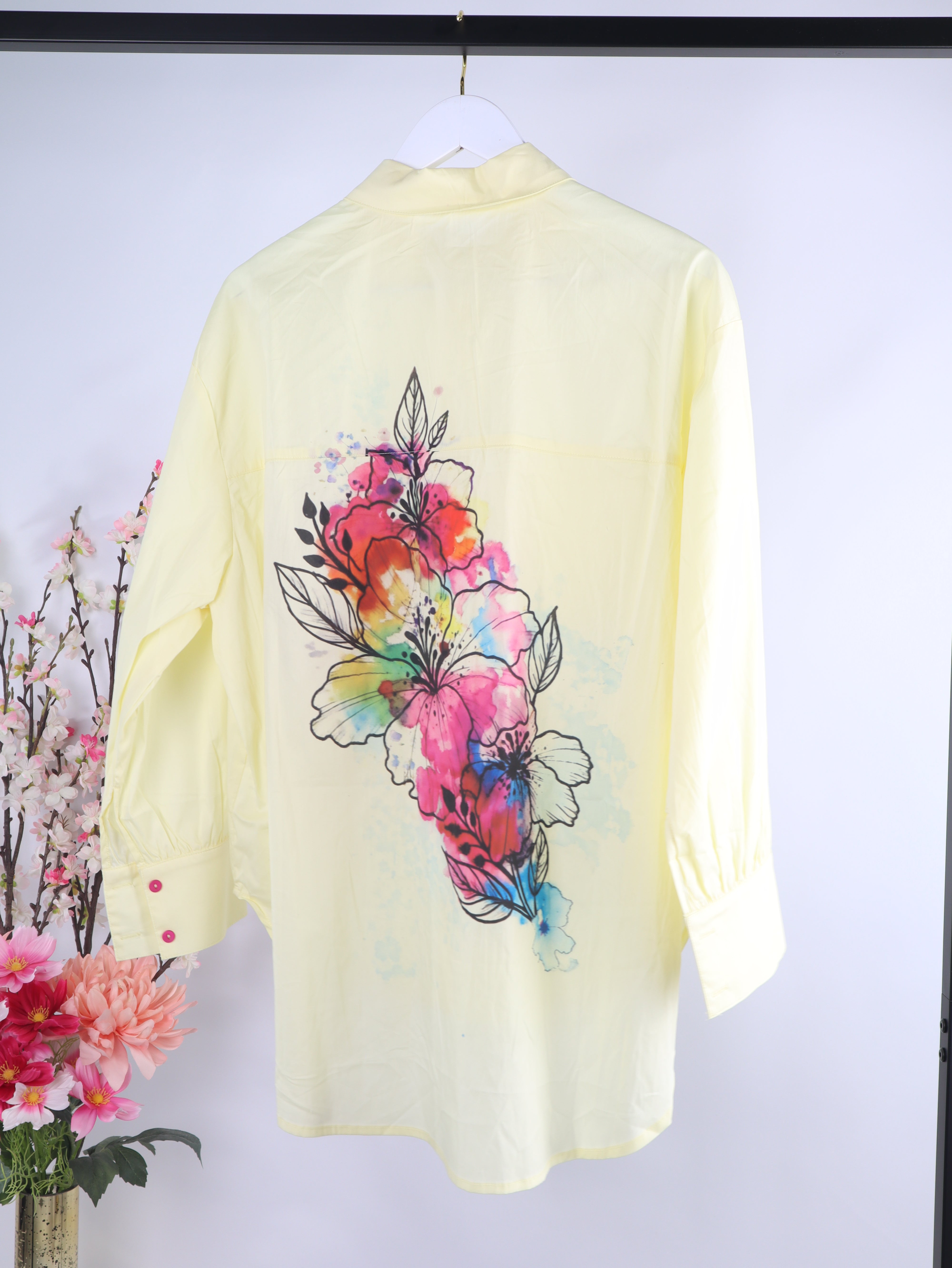 Oversize Bluse mit floralem Print