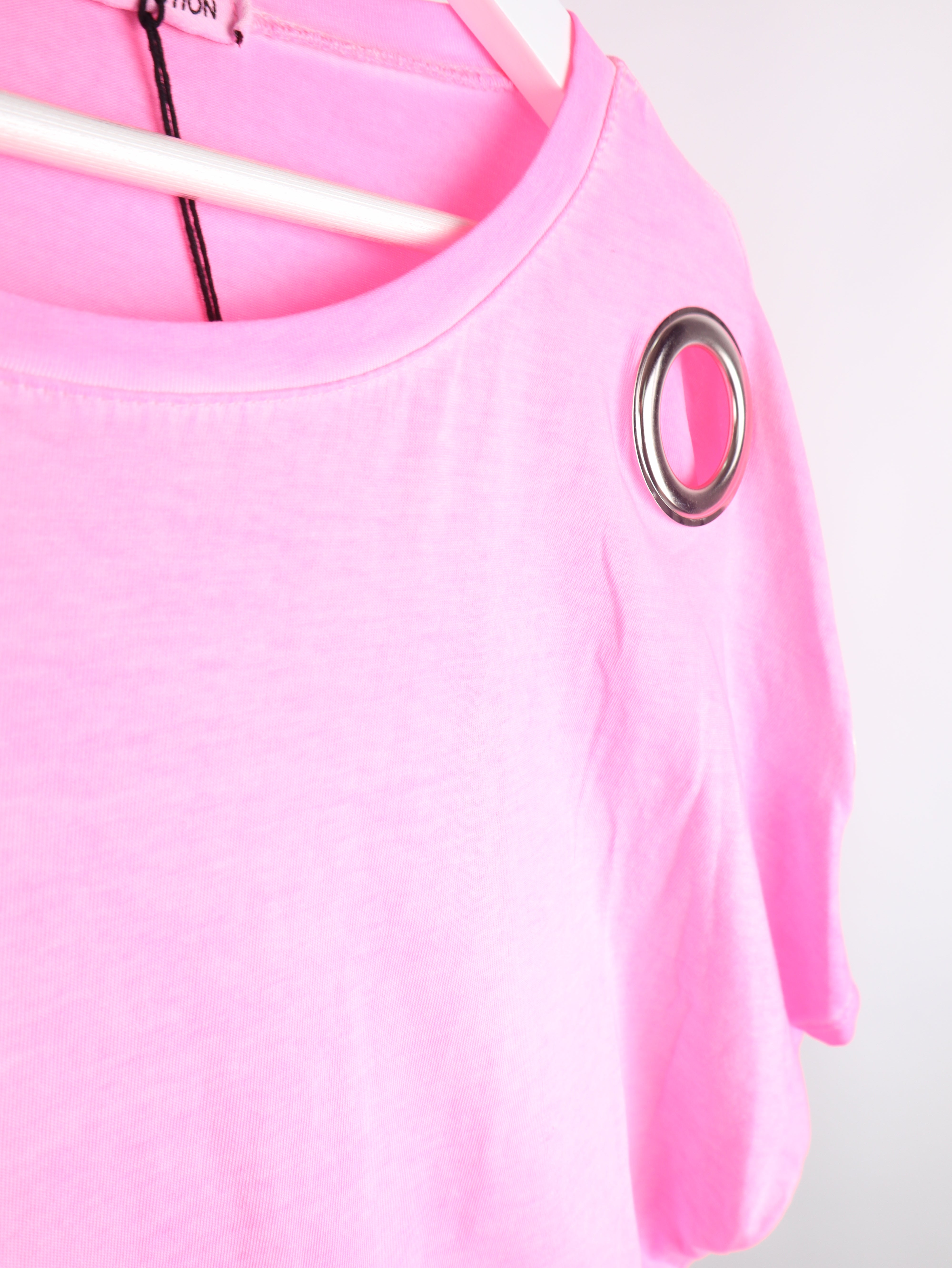 Shirt mit Ösen